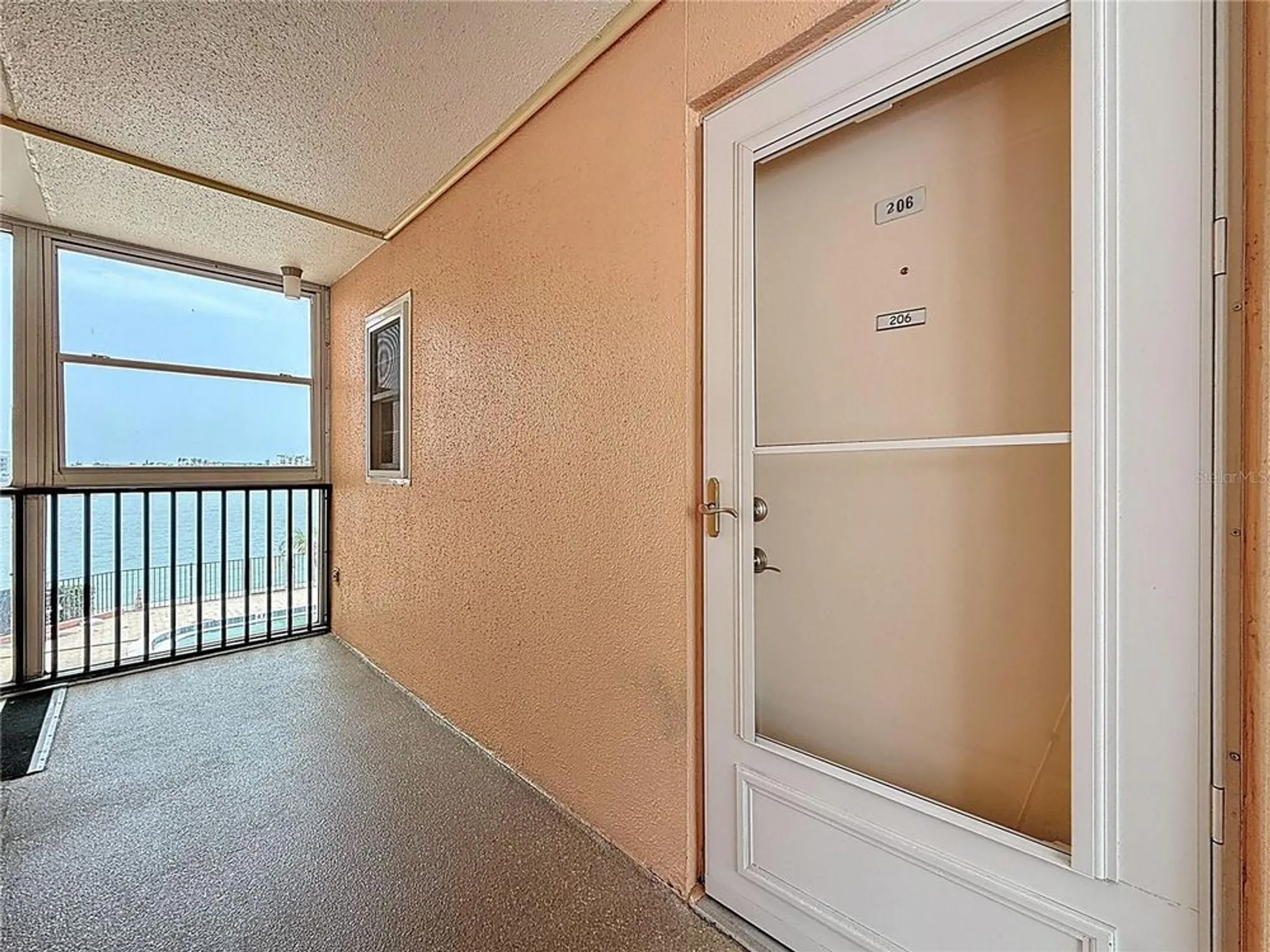 Property Slideshow image 2 of 57 | 7665 sun island dr 206, South Pasadena, FL, 33707