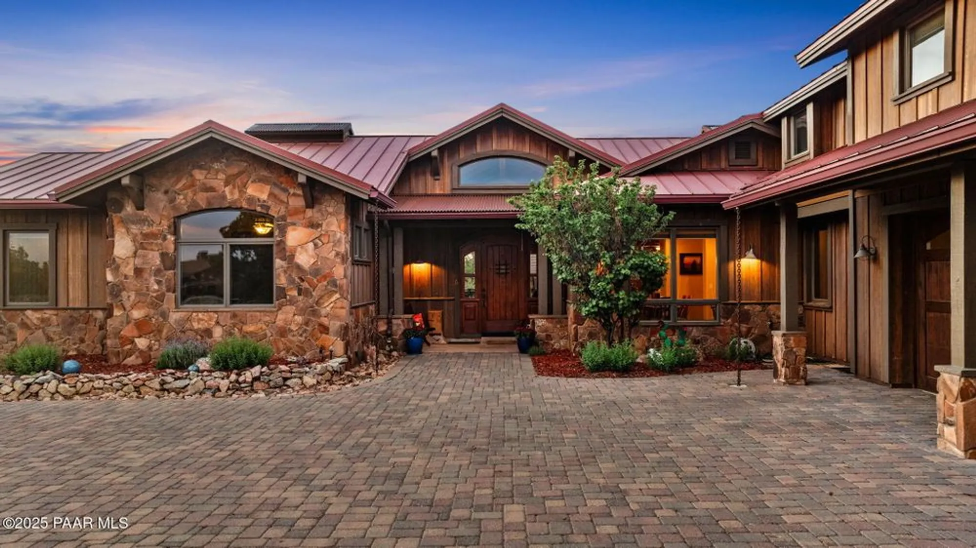 Property Slideshow image 7 of 91 | 11840 w cooper morgan trl, Prescott, AZ, 86305