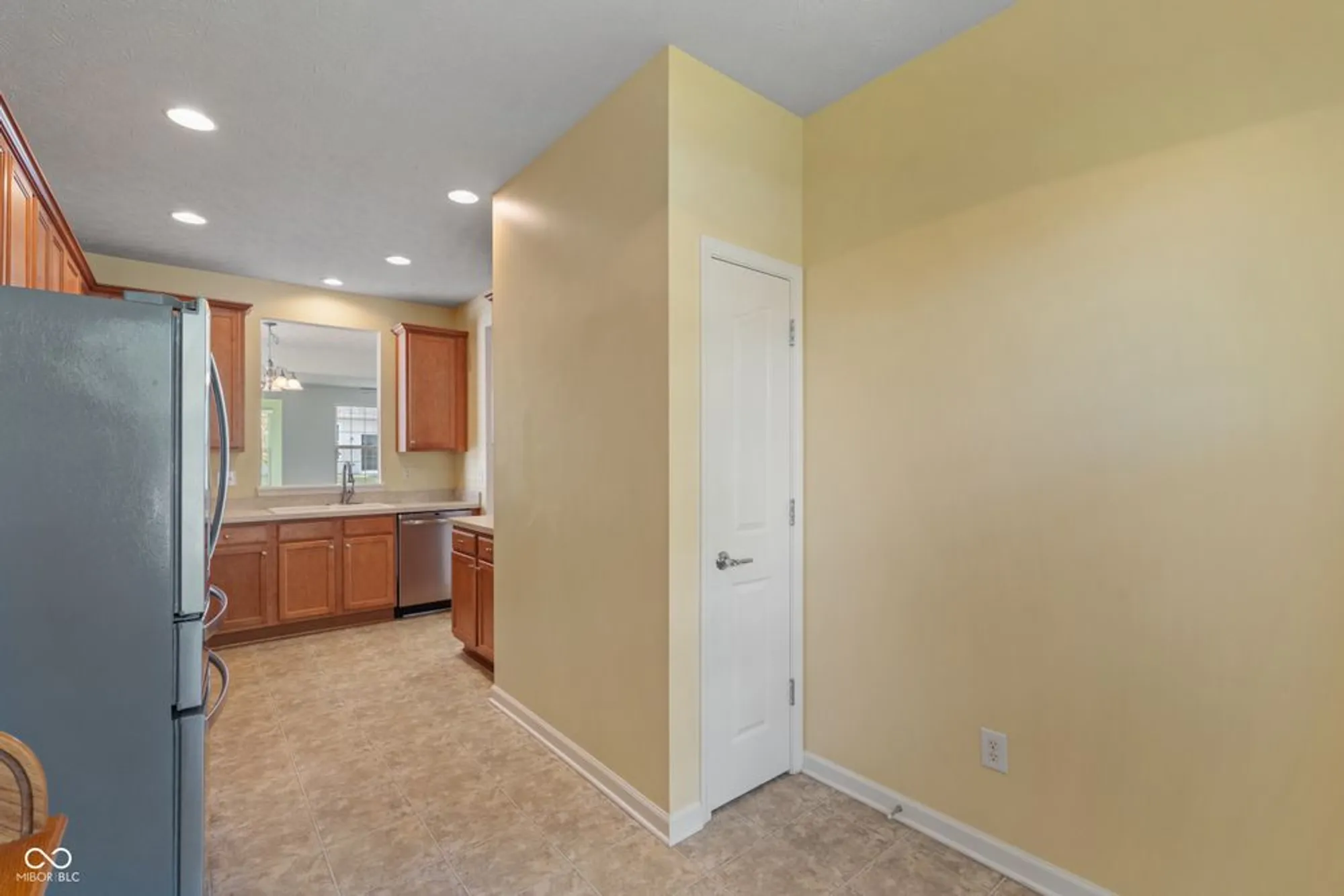 Property Slideshow image 10 of 36 | 16001 marsala dr, Fishers, IN, 46037
