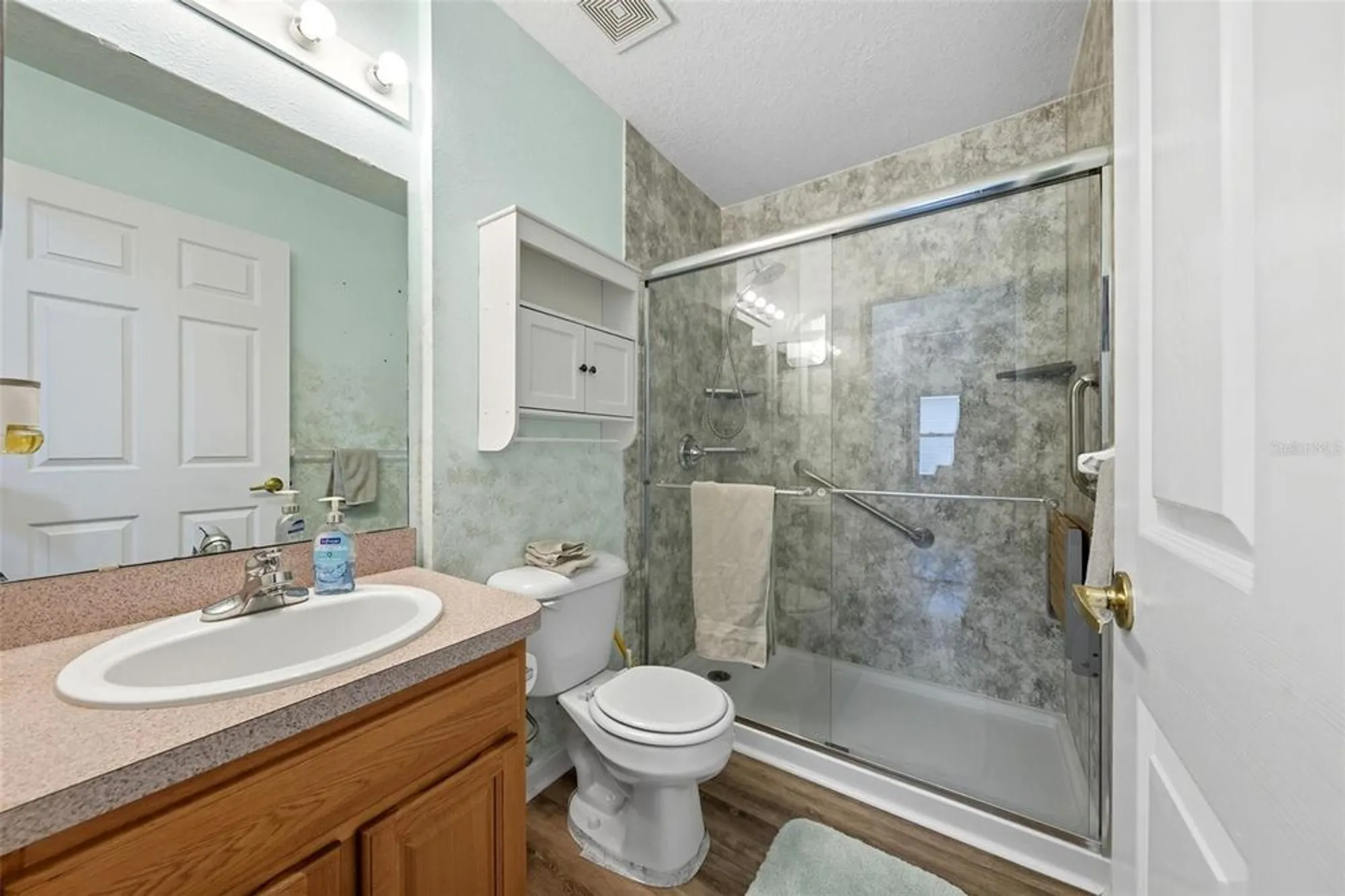 Property Slideshow image 12 of 34 | 543 cottage park ln, Leesburg, FL, 34748