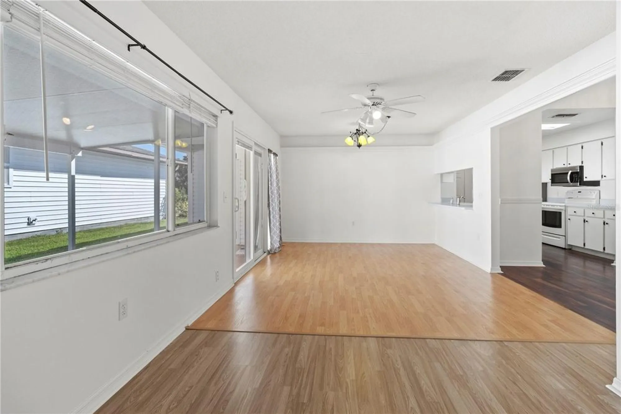 Property Slideshow image 14 of 46 | 1618 birchwood loop, Lakeland, FL, 33811