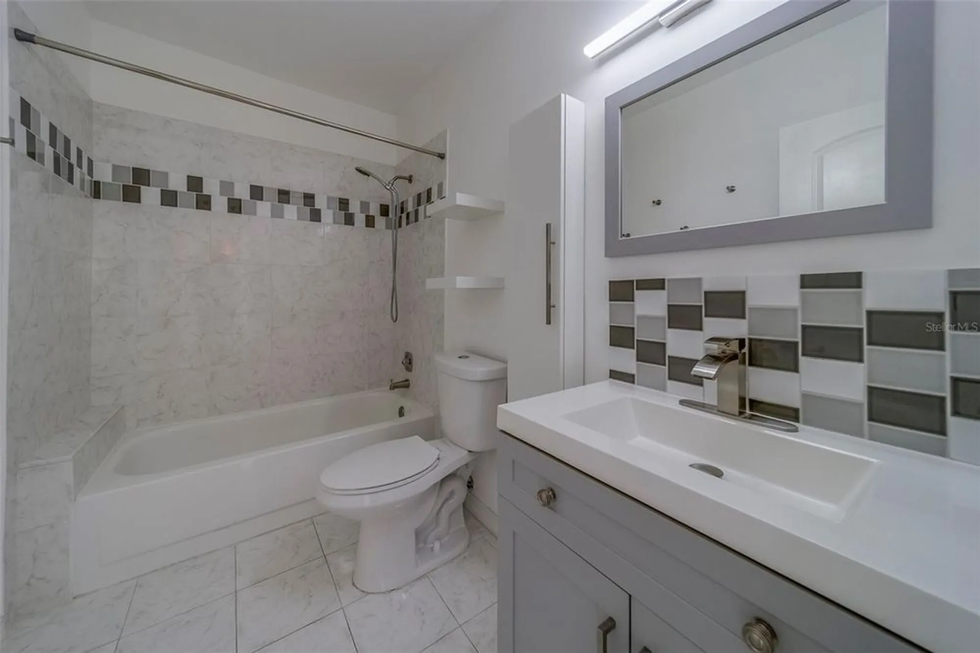 Property Slideshow image 34 of 85 | 2441 persian dr apt 61, Clearwater, FL, 33763