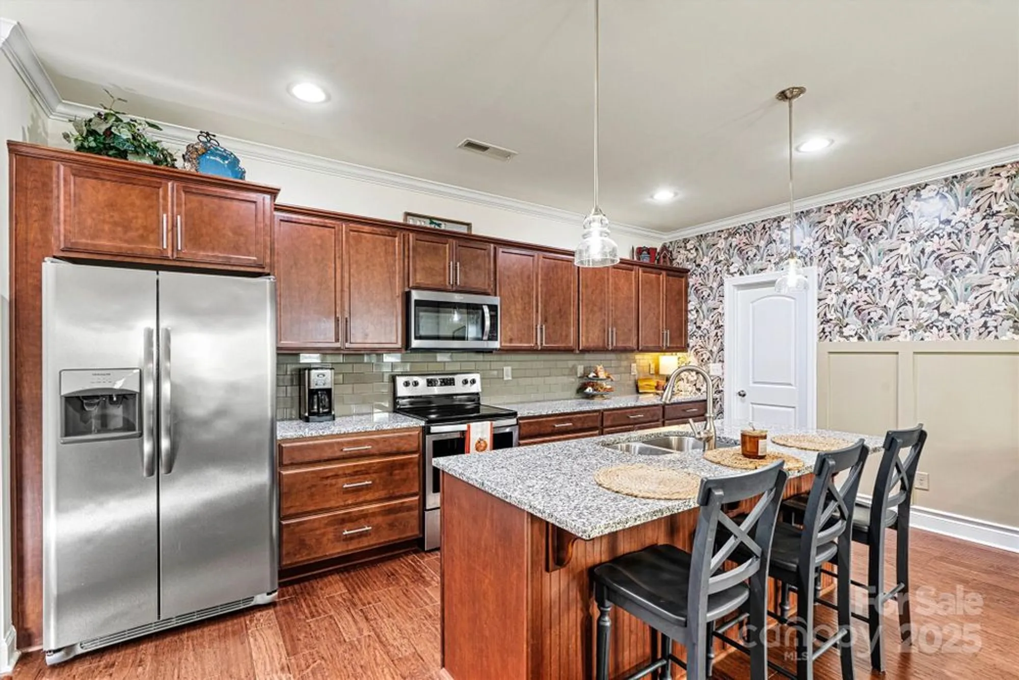 Property Slideshow image 14 of 35 | 7520 fairway villa cir, Denver, NC, 28037