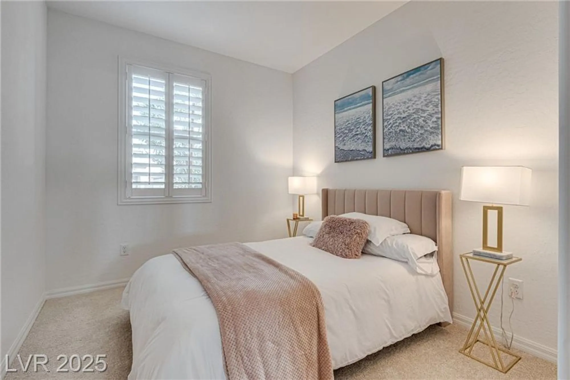 Property Slideshow image 22 of 35 | 48 stone bluff ln, Henderson, NV, 89011