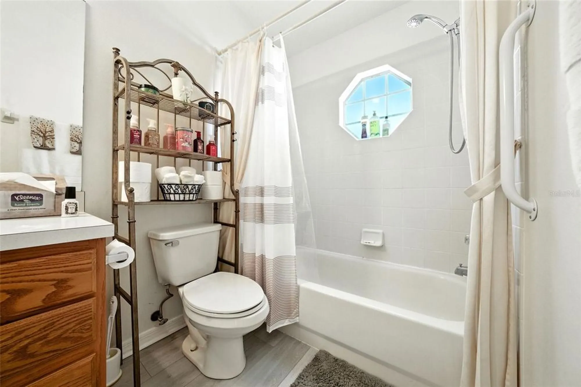 Property Slideshow image 30 of 58 | 4552 peach tree st, Leesburg, FL, 34748