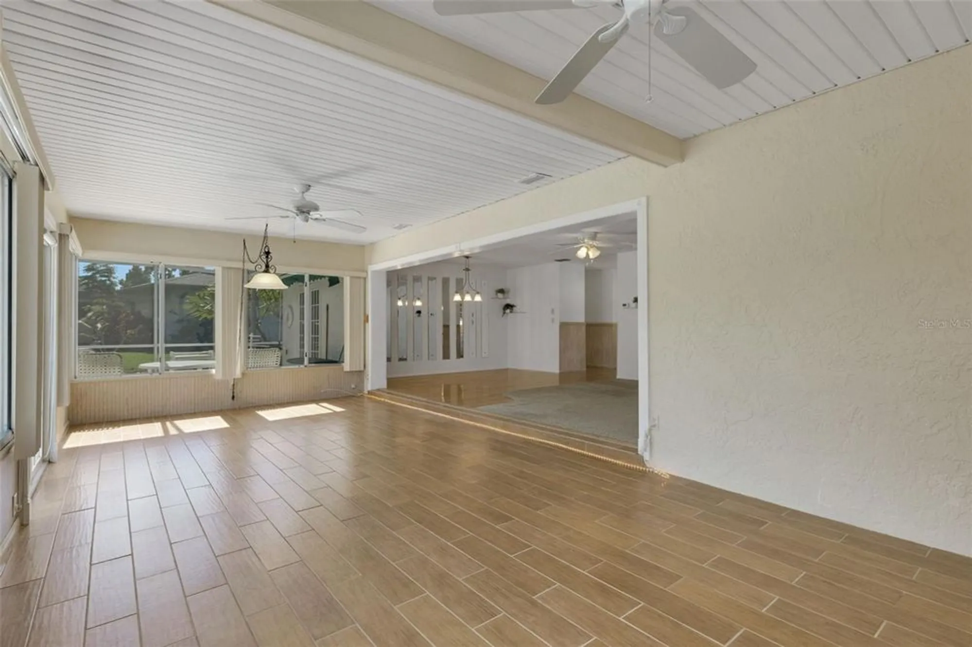 Property Slideshow image 24 of 96 | 2880 doone cir, Palm Harbor, FL, 34684