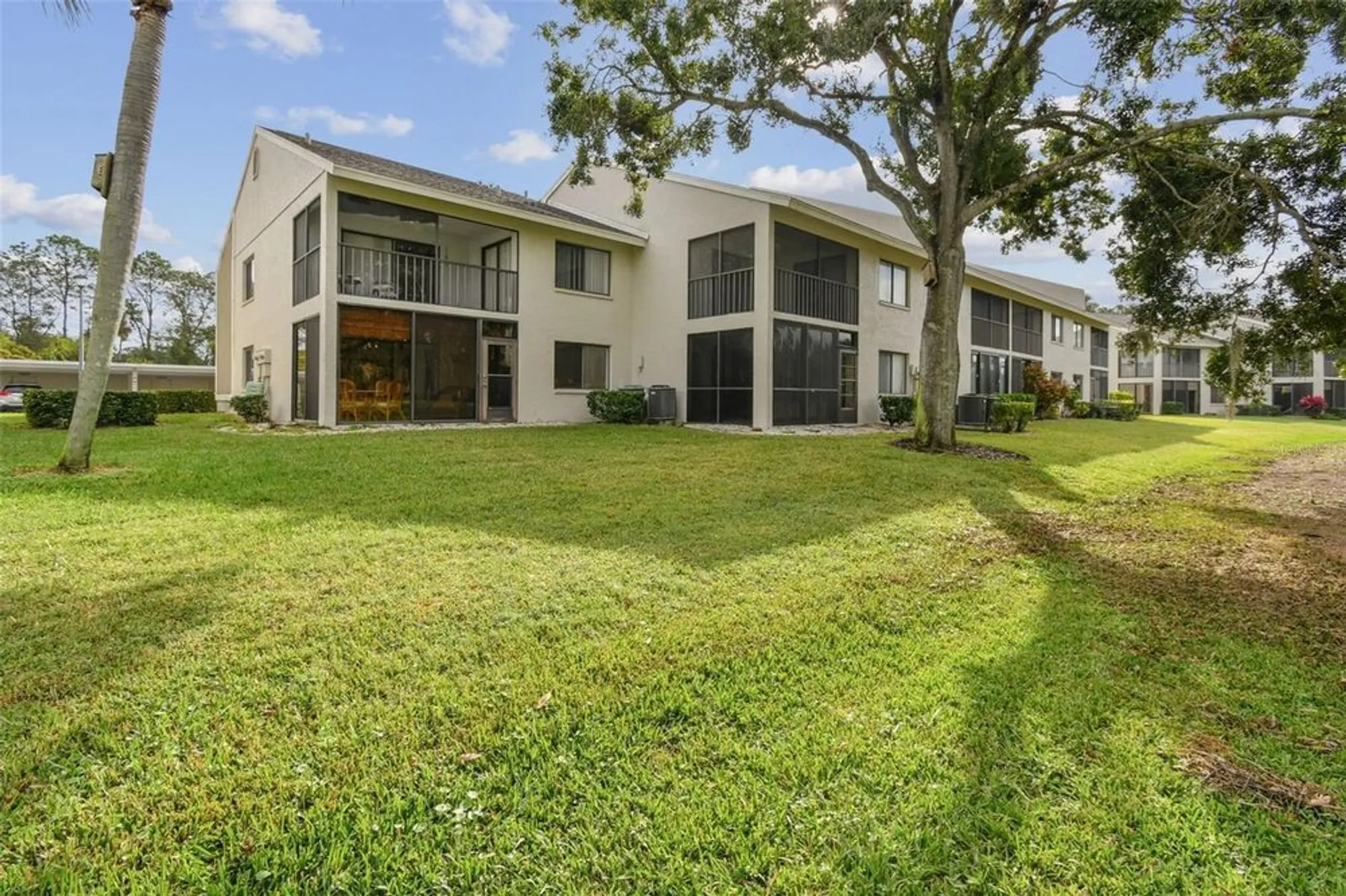 Property Slideshow image 4 of 37 | 7676 eagle creek dr, Sarasota, FL, 34243
