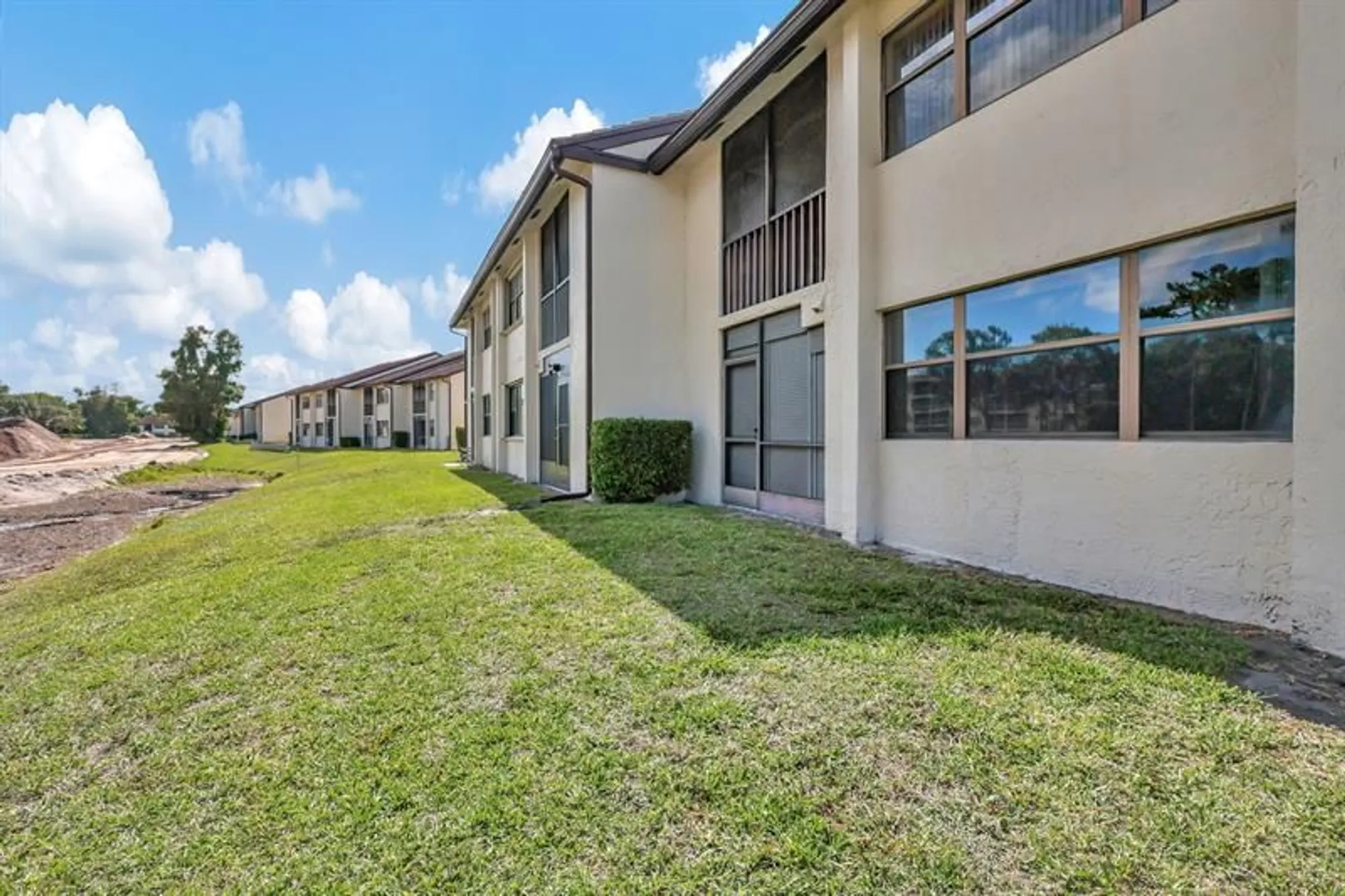 Property Slideshow image 31 of 45 | 7650 tahiti ln 102, Lake Worth, FL, 33467