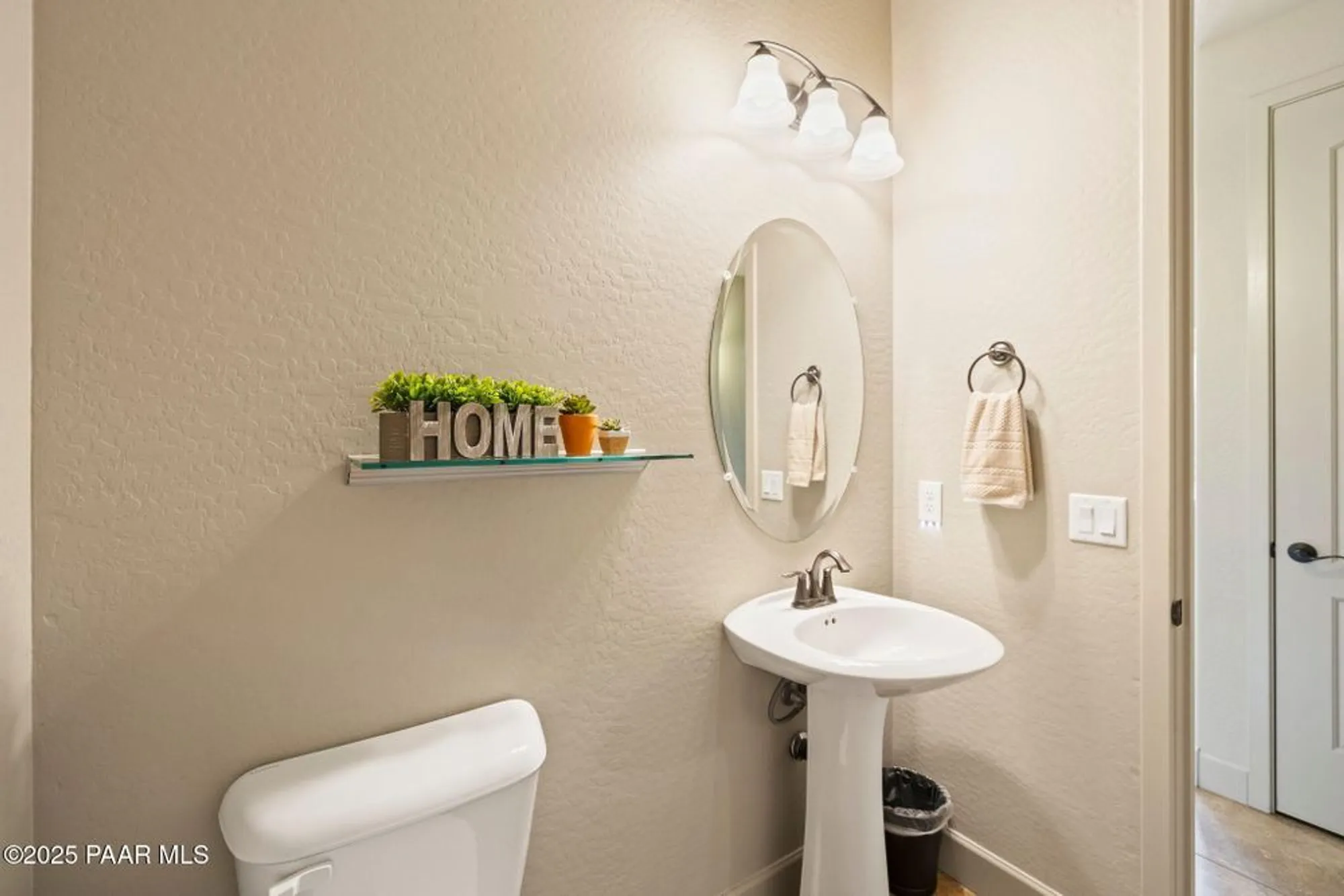 Property Slideshow image 35 of 57 | 8293 n zephyr cir, Prescott Valley, AZ, 86315