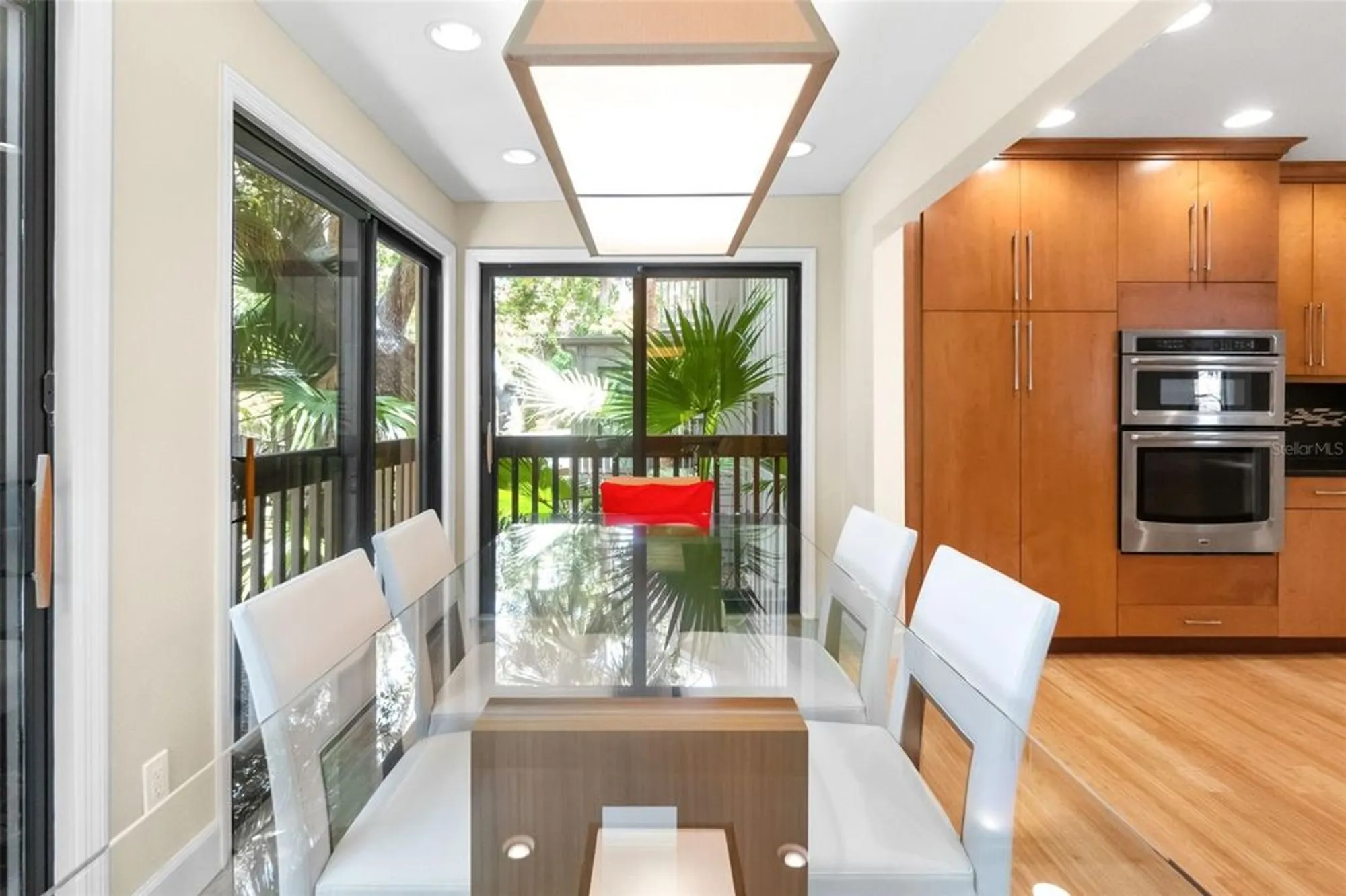 Property Slideshow image 20 of 69 | 1347 landings dr 6, Sarasota, FL, 34231