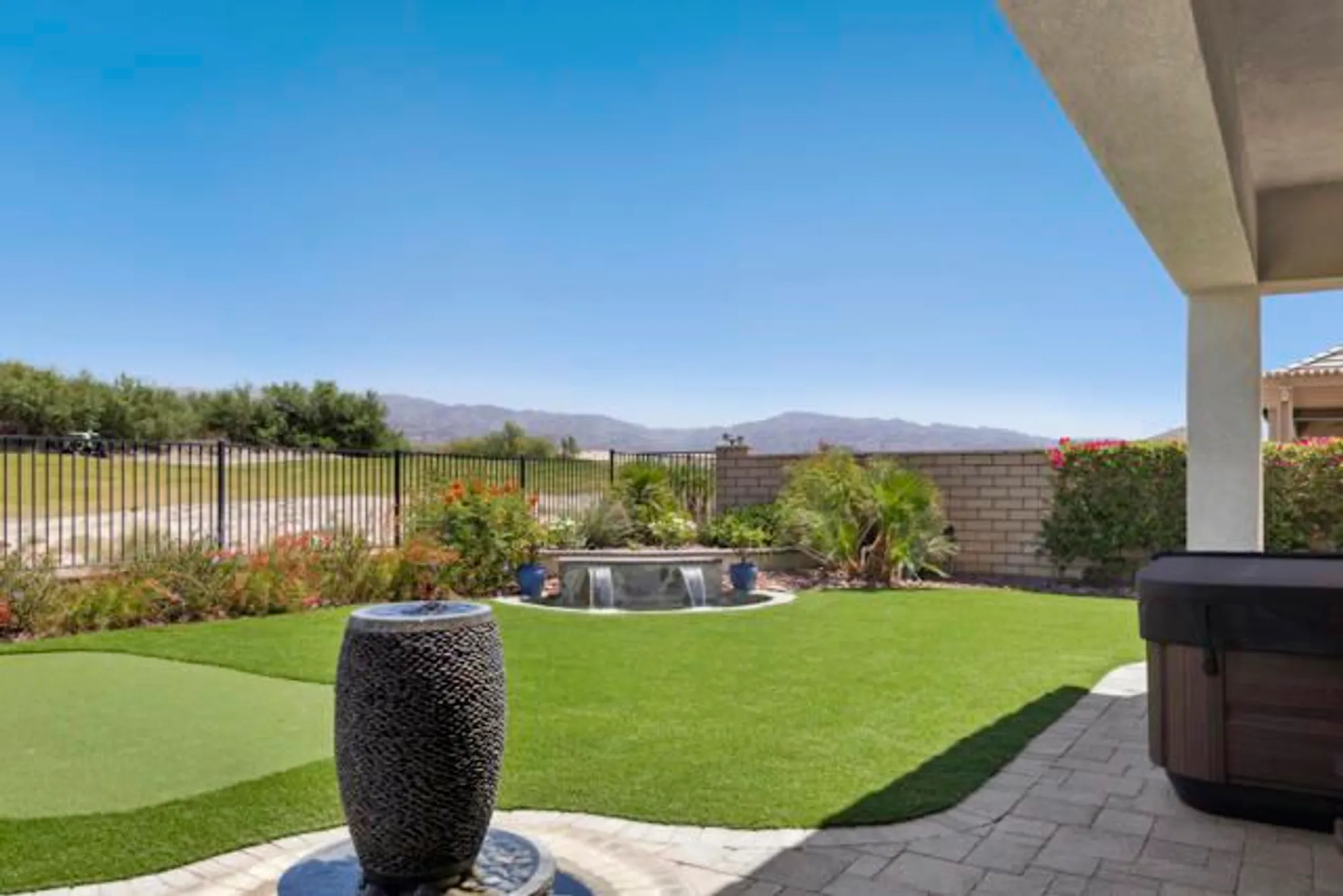Property Slideshow image 28 of 59 | 84994 bedero ct, Indio, CA, 92203