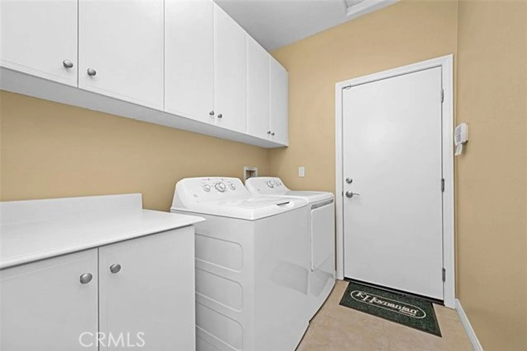 Property Slideshow image 14 of 36 | 1533 big bend, Beaumont, CA, 92223