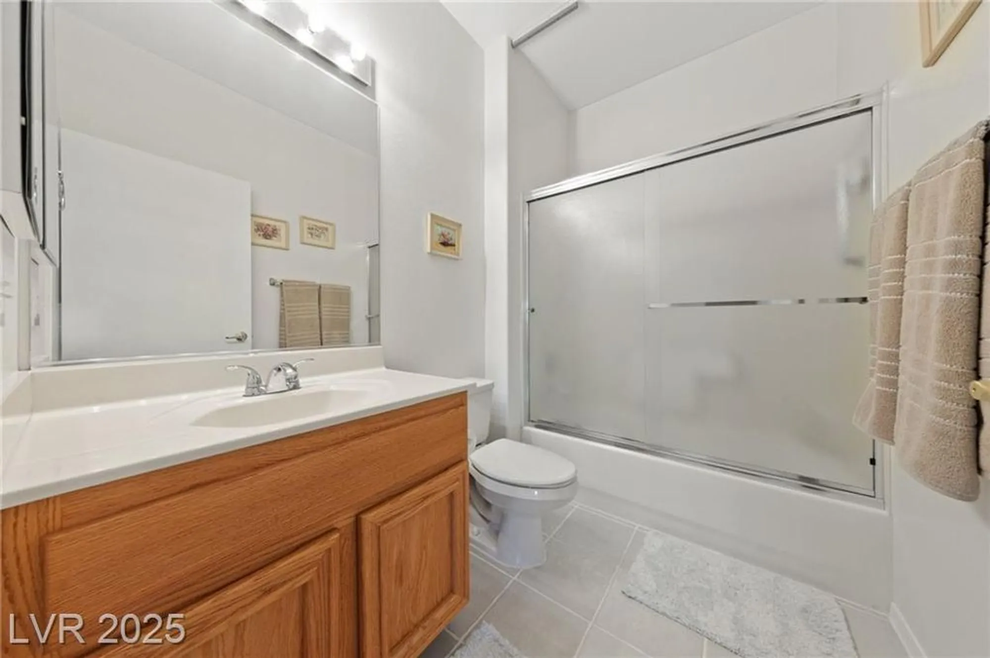 Property Slideshow image 17 of 71 | 1900 bellview st, Las Vegas, NV, 89134