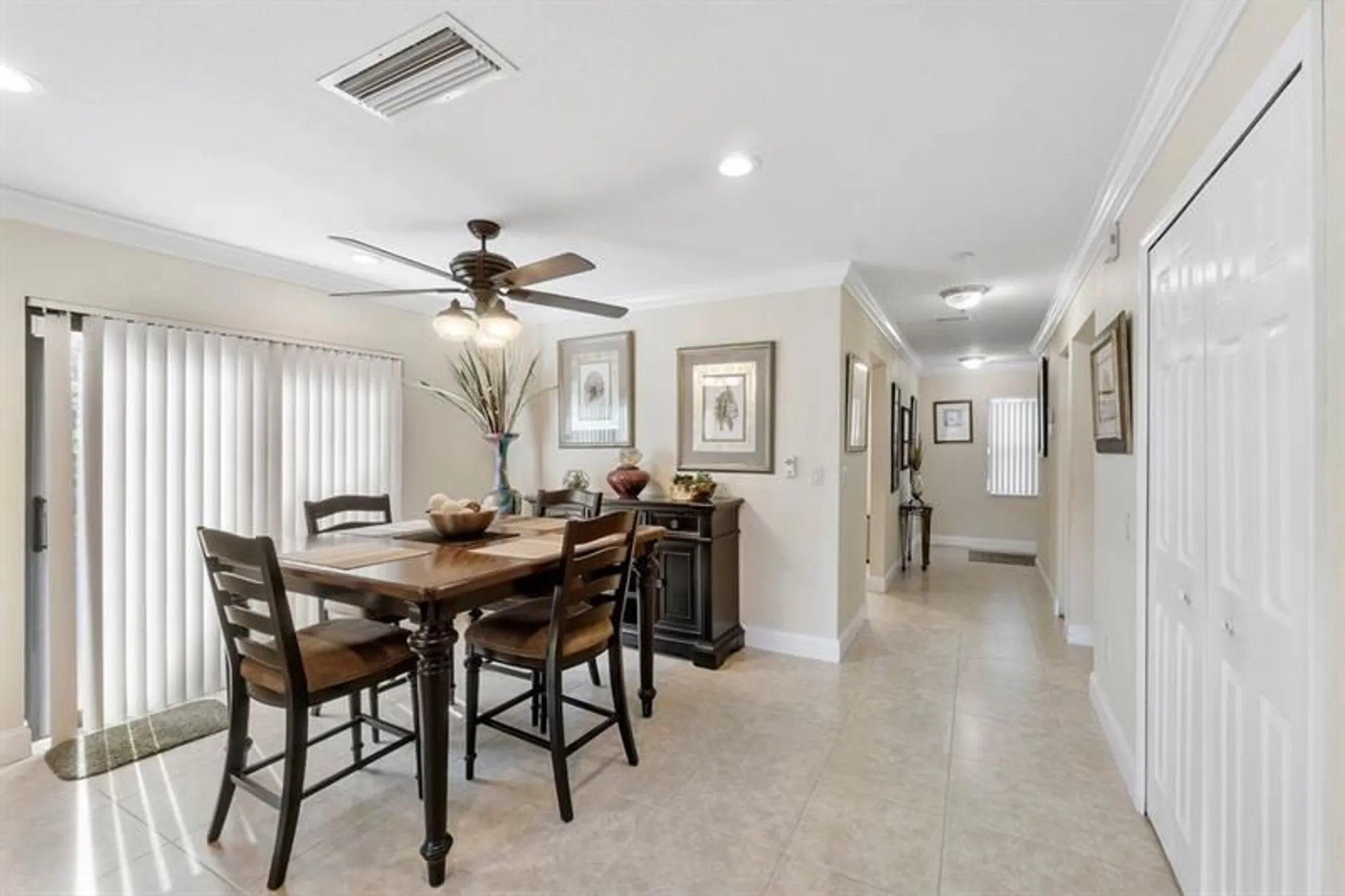 Property Slideshow image 17 of 38 | 21452 juego cir apt 31a, Boca Raton, FL, 33433
