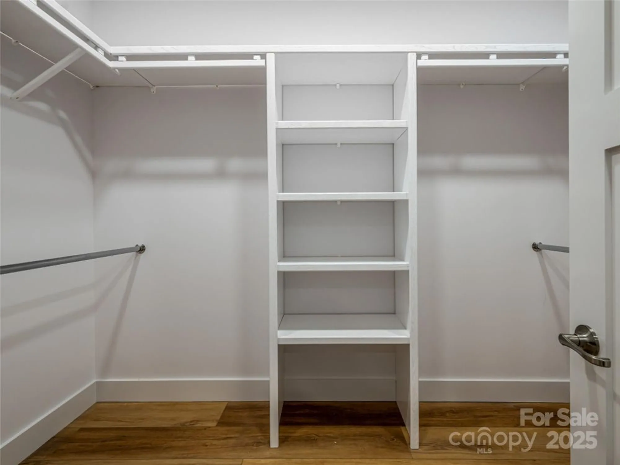 Property Slideshow image 33 of 48 | 281 carriage crest dr, Hendersonville, NC, 28791