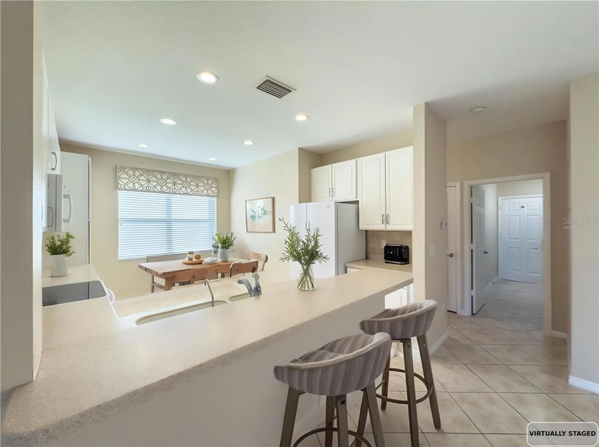 Property Slideshow image 19 of 88 | 16233 amethyst key dr, Wimauma, FL, 33598