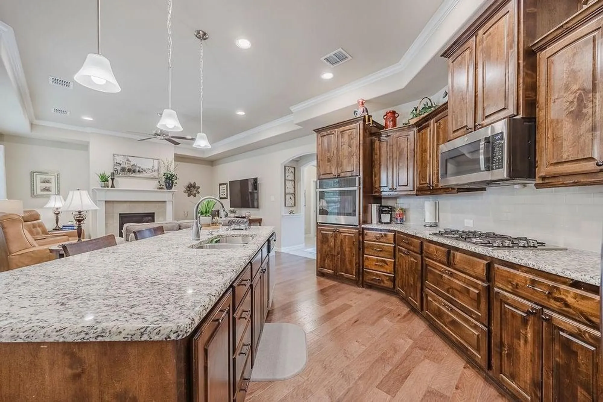 Property Slideshow image 13 of 40 | 2123 ladera way 2123, Mansfield, TX, 76063