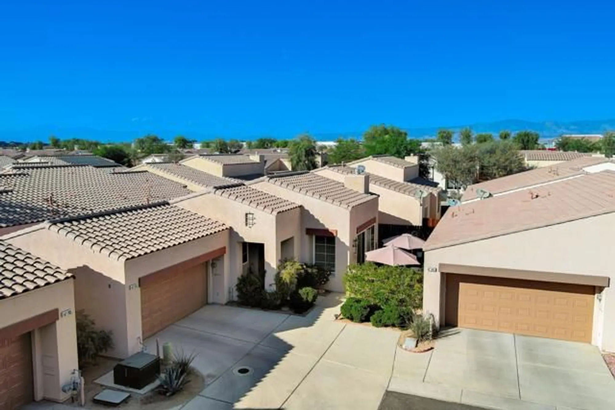 Property Slideshow image 33 of 43 | 47755 soft moonlight, La Quinta, CA, 92253