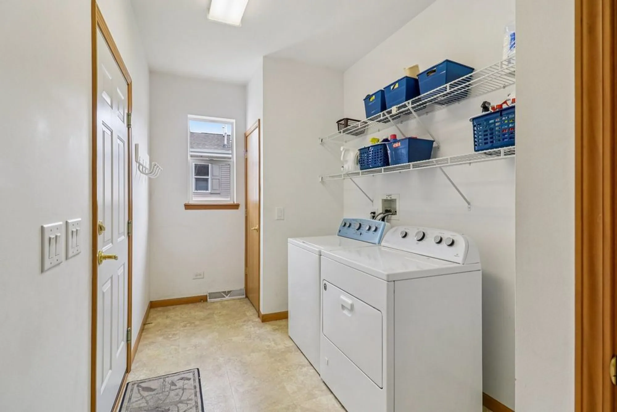 Property Slideshow image 24 of 33 | 3306 stakes ln, Grayslake, IL, 60030