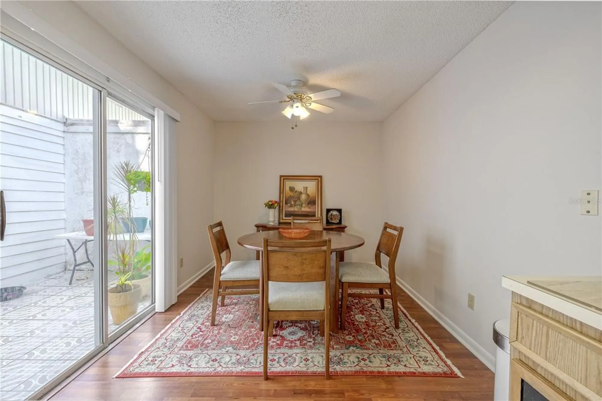 Property Slideshow image 11 of 28 | 1131 orange tree cir c, Palm Harbor, FL, 34684