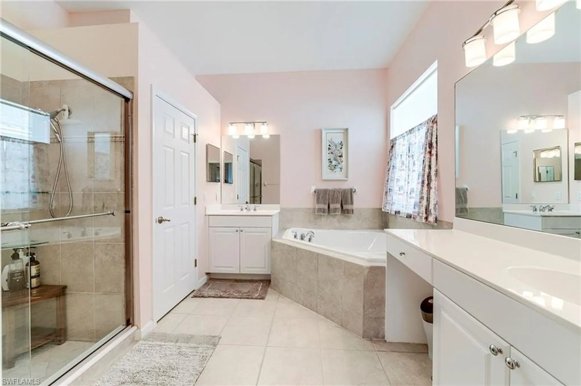 Property Slideshow image 30 of 49 | 3806 lakeview isle ct, Fort Myers, FL, 33905