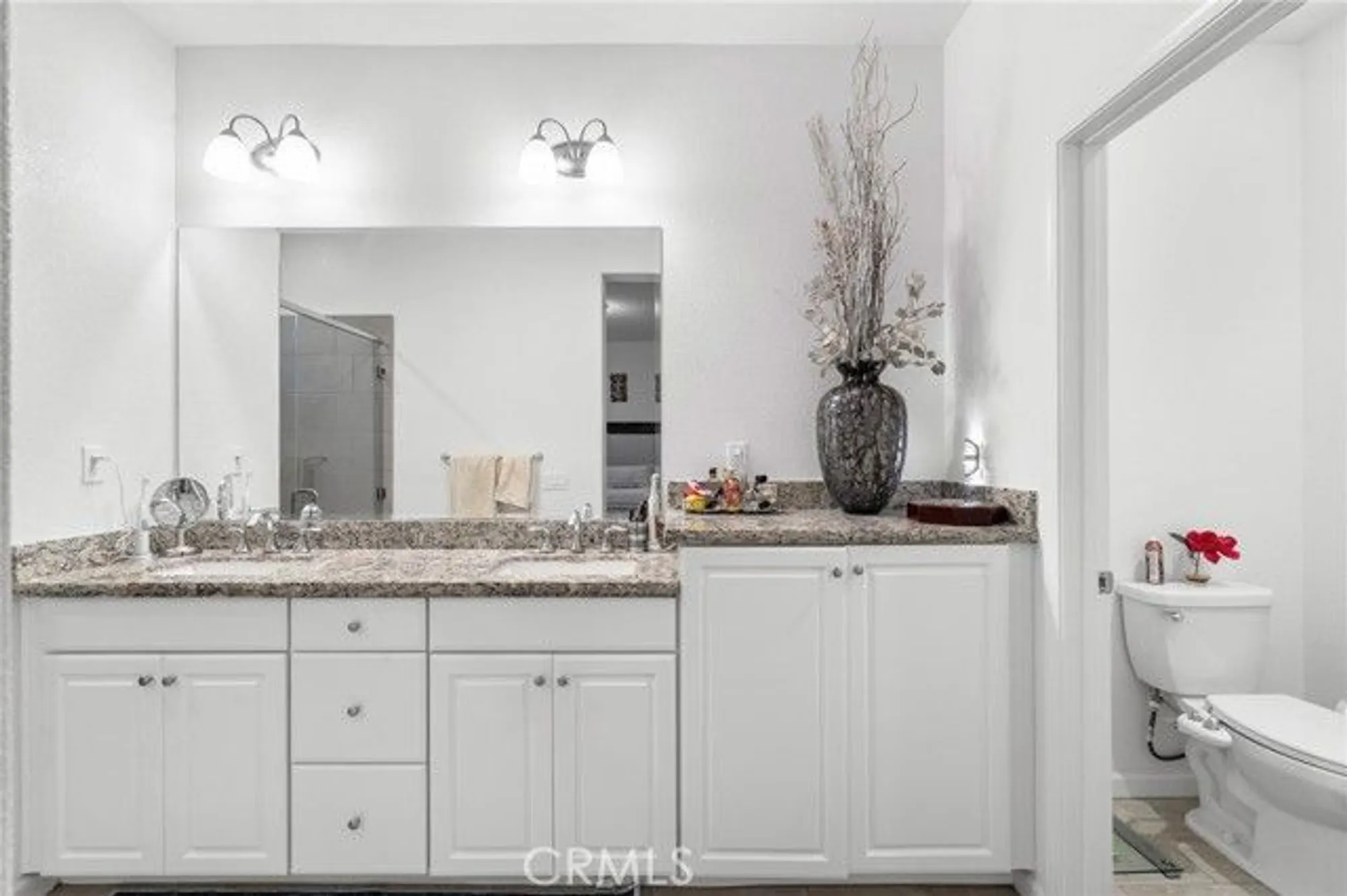 Property Slideshow image 23 of 40 | 9276 red thistle ct, Sacramento, CA, 95829