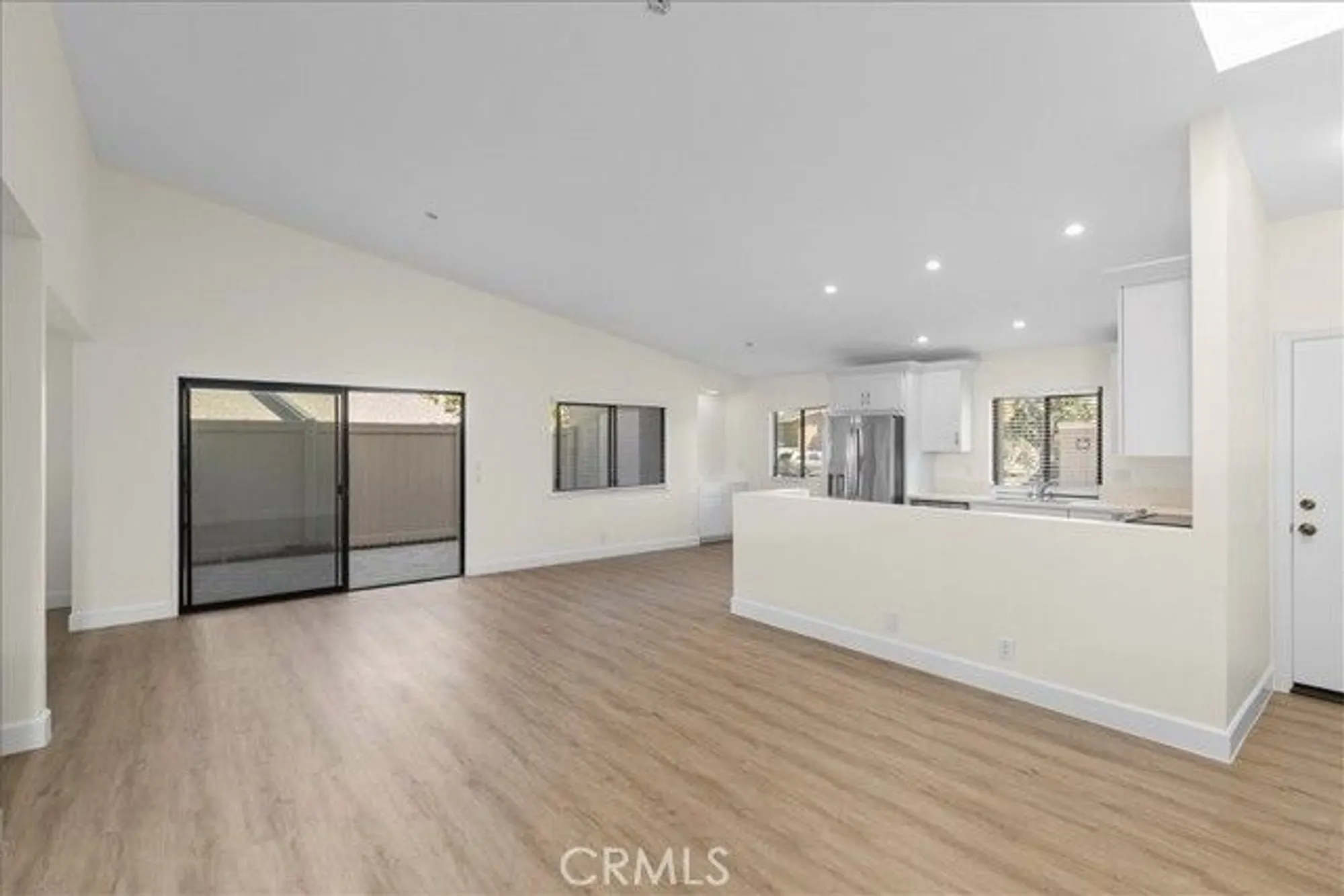 Property Slideshow image 15 of 34 | 8646 butte cir unit 607e, Huntington Beach, CA, 92646