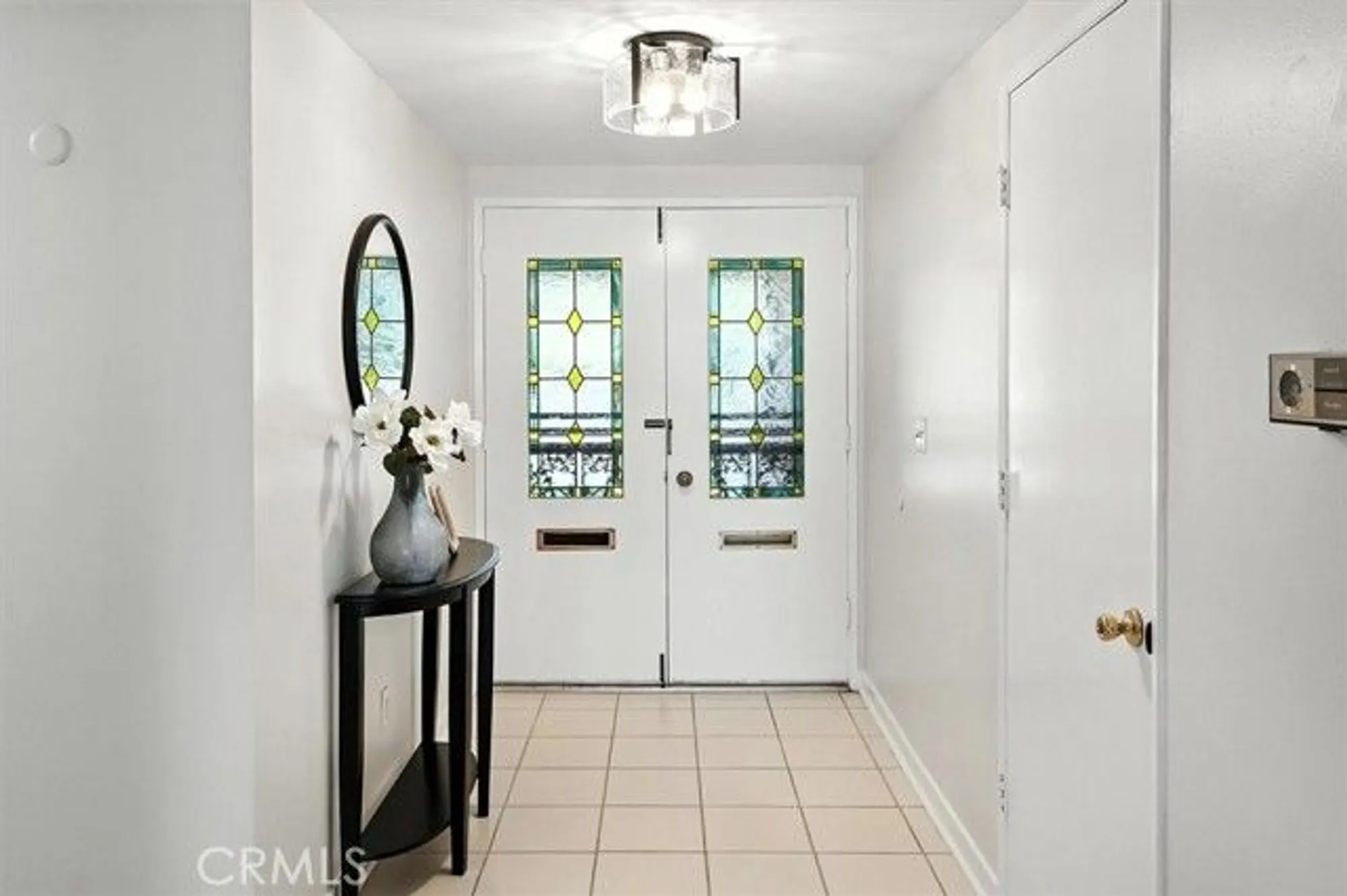 Property Slideshow image 16 of 39 | 26428 circle knoll ct, Newhall, CA, 91321