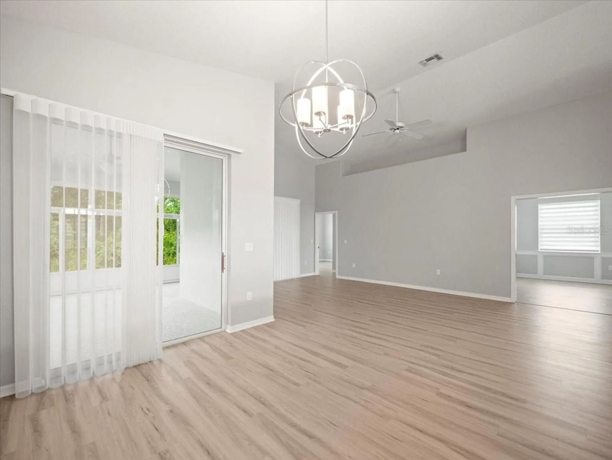 Property Slideshow image 22 of 55 | 10163 holly berry dr, Weeki Wachee, FL, 34613