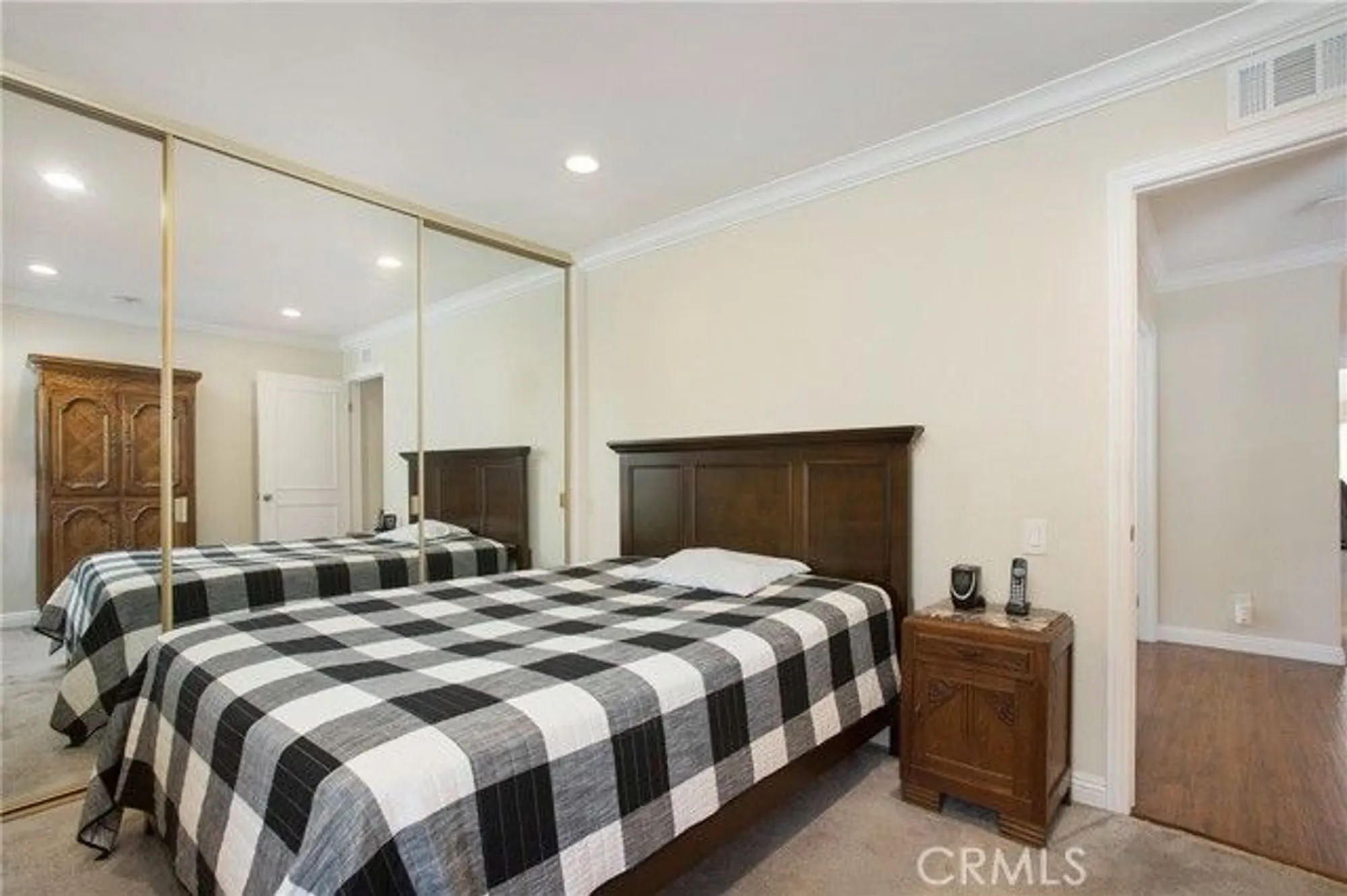 Property Slideshow image 15 of 26 | 27942 via granados, Mission Viejo, CA, 92692