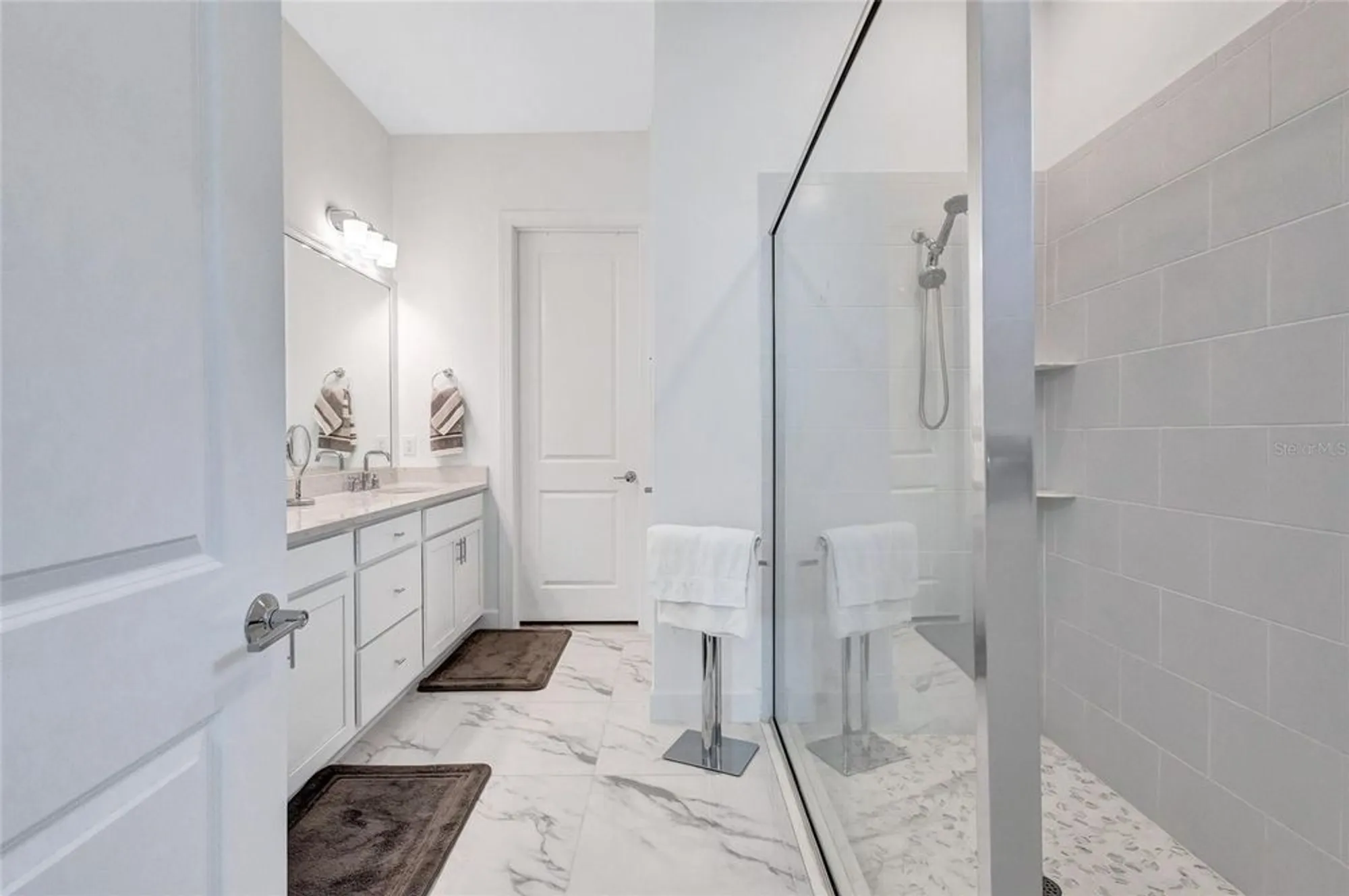 Property Slideshow image 29 of 56 | 6203 grandview hill ct, Bradenton, FL, 34203