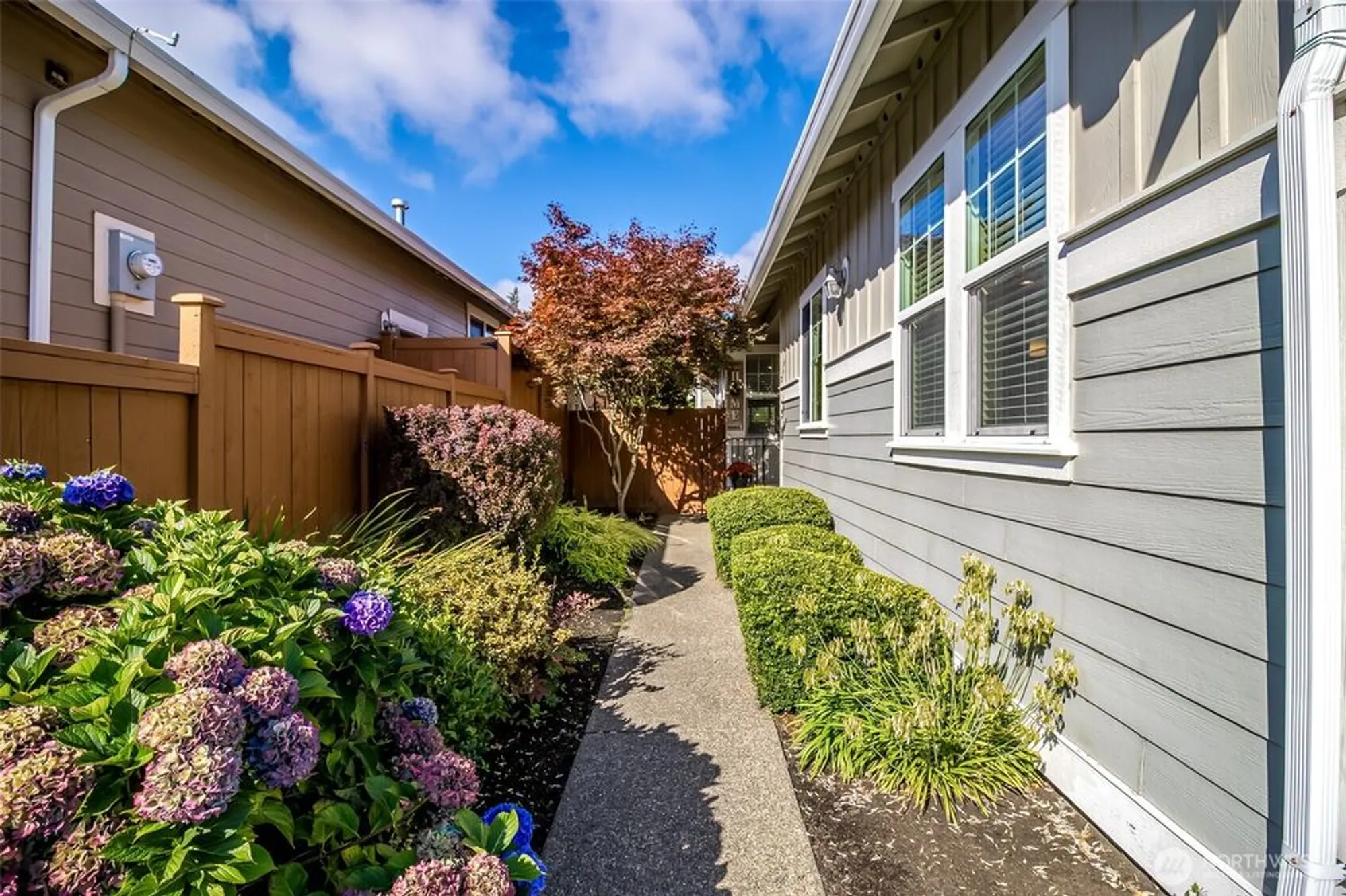 Property Slideshow image 5 of 38 | 4921 spokane ct, Lacey, WA, 98516