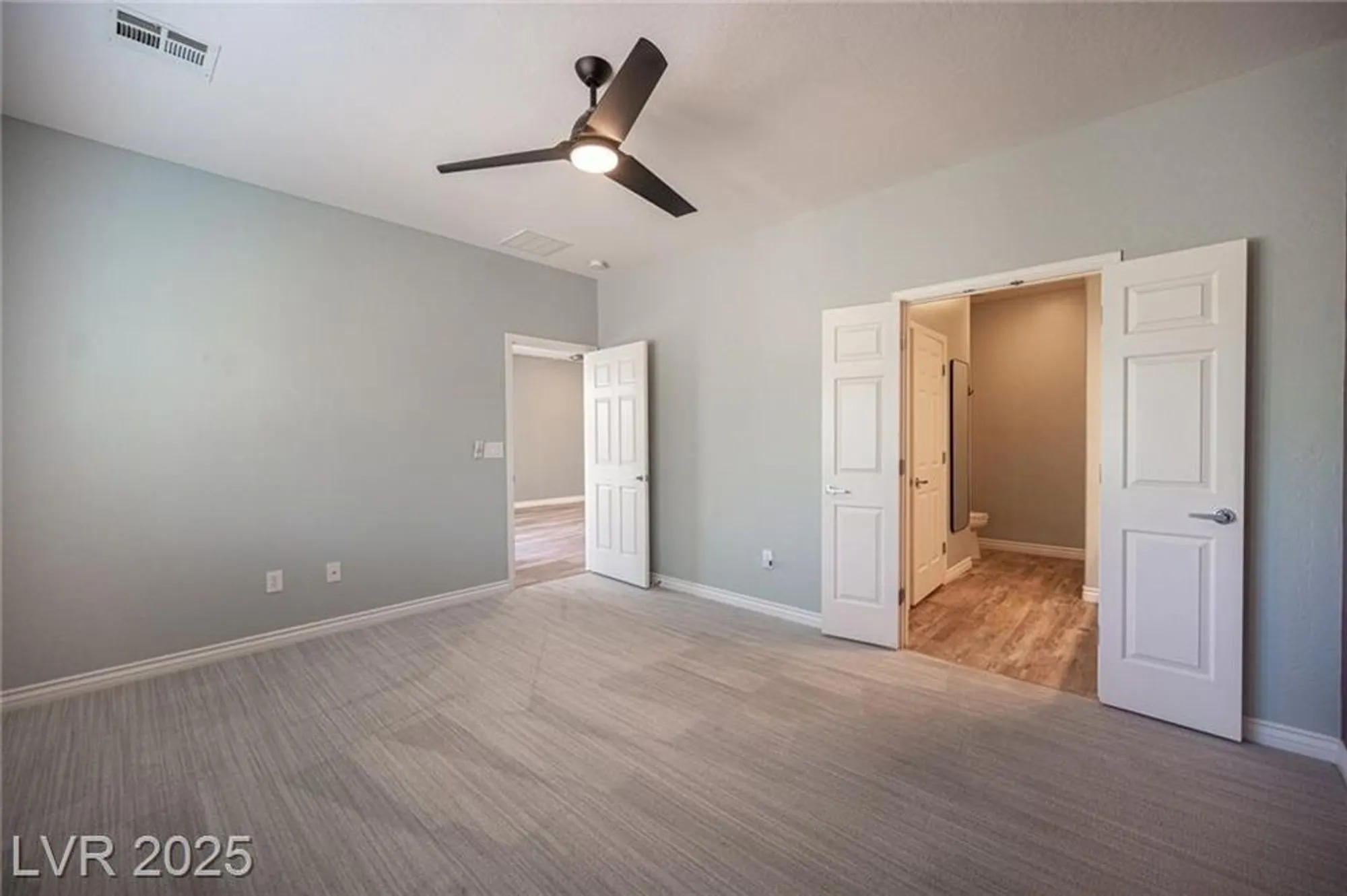 Property Slideshow image 18 of 43 | 2545 divine sky dr, Henderson, NV, 89044