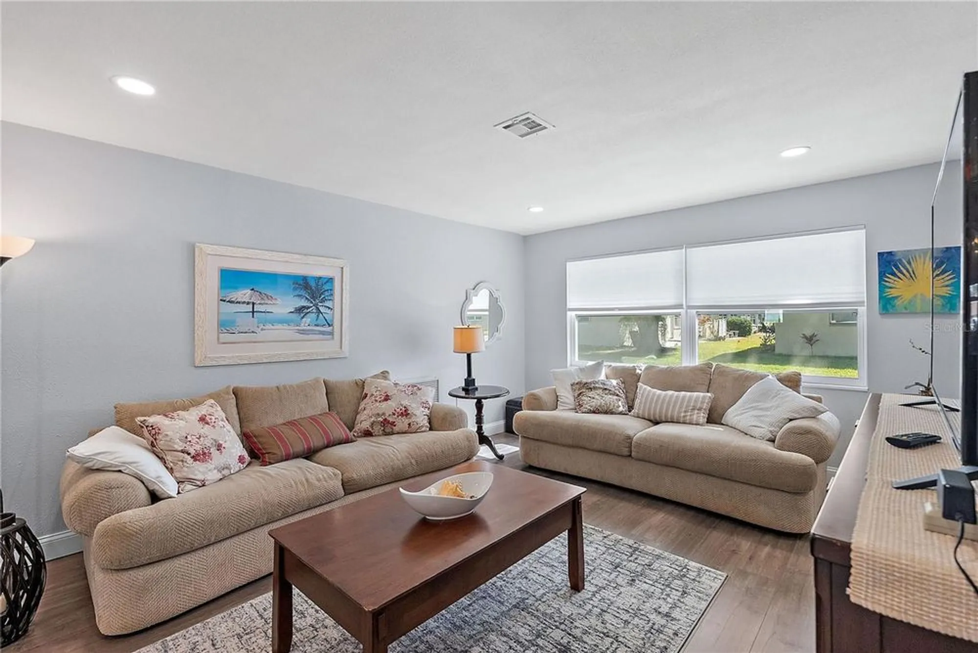 Property Slideshow image 2 of 27 | 6795 armand pl n # 4, Pinellas Park, FL, 33781