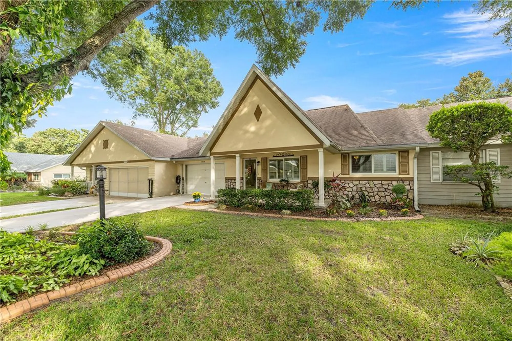 Property Slideshow image 2 of 22 | 9371 sw 82nd ter b, Ocala, FL, 34481
