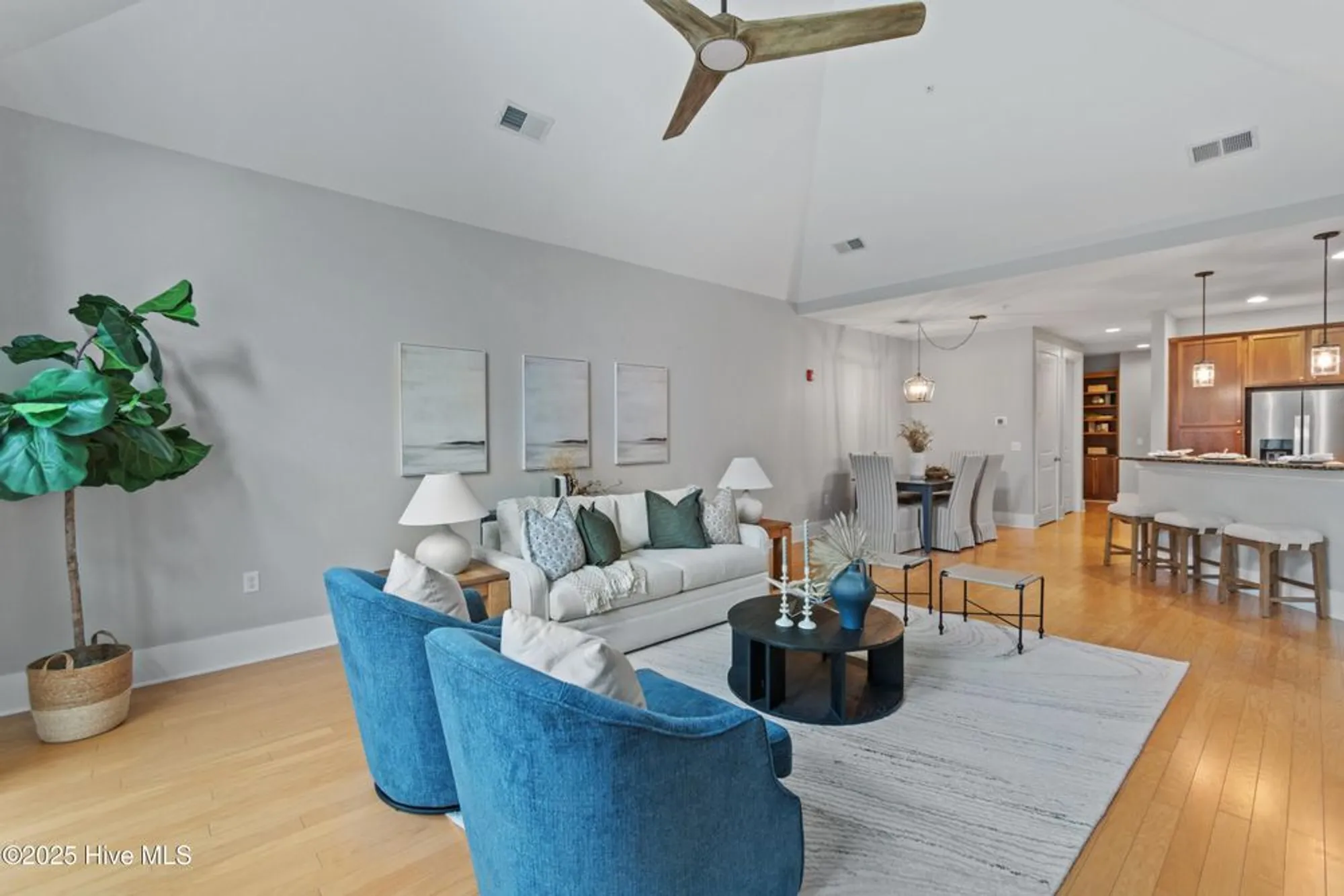 Property Slideshow image 9 of 61 | 2537 st james dr apt 303, Southport, NC, 28461