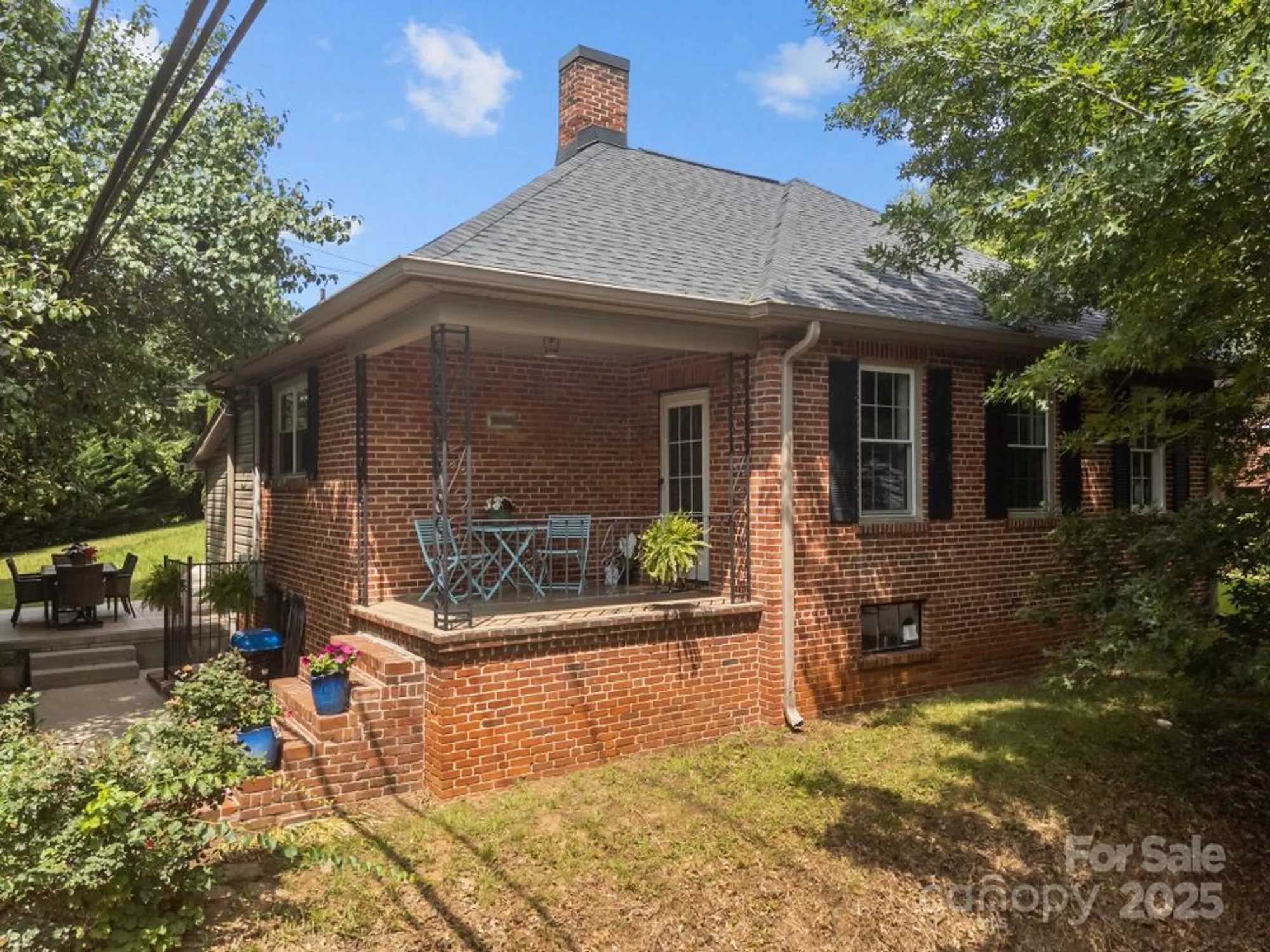 Property Slideshow image 1 of 30 | 2 enka orchard st, Candler, NC, 28715