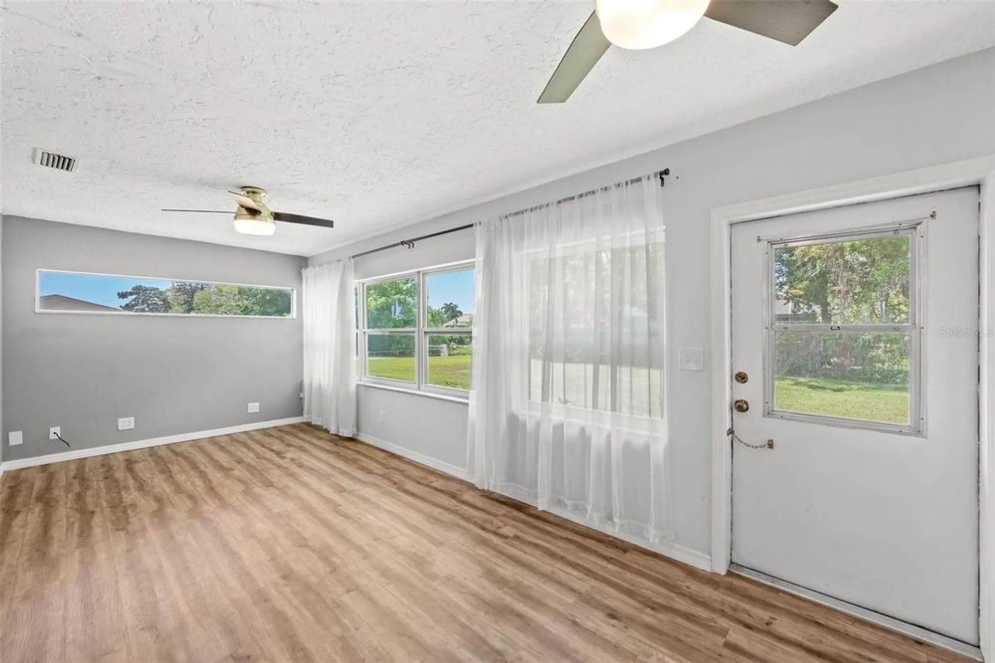 Property Slideshow image 29 of 70 | 7082 w country club dr n # 7082, Sarasota, FL, 34243