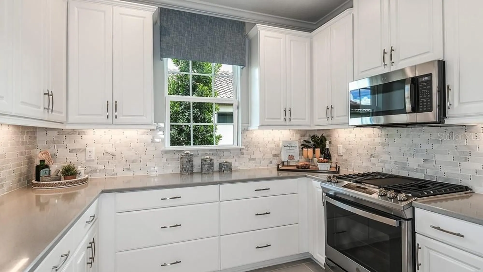 Property Slideshow image 5 of 51 | 14816 orrieto pl, Bradenton, FL, 34211