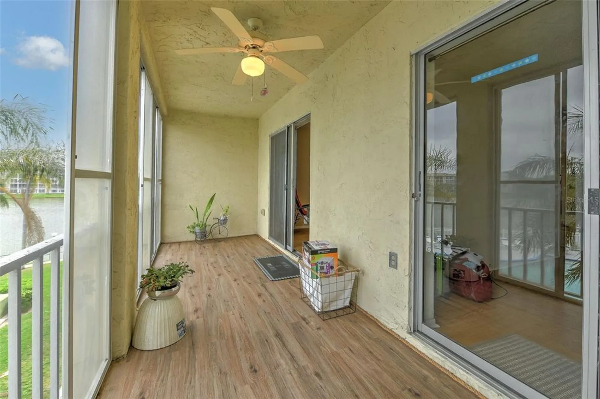 Property Slideshow image 21 of 35 | 3753 lake bayshore dr h305, Bradenton, FL, 34205