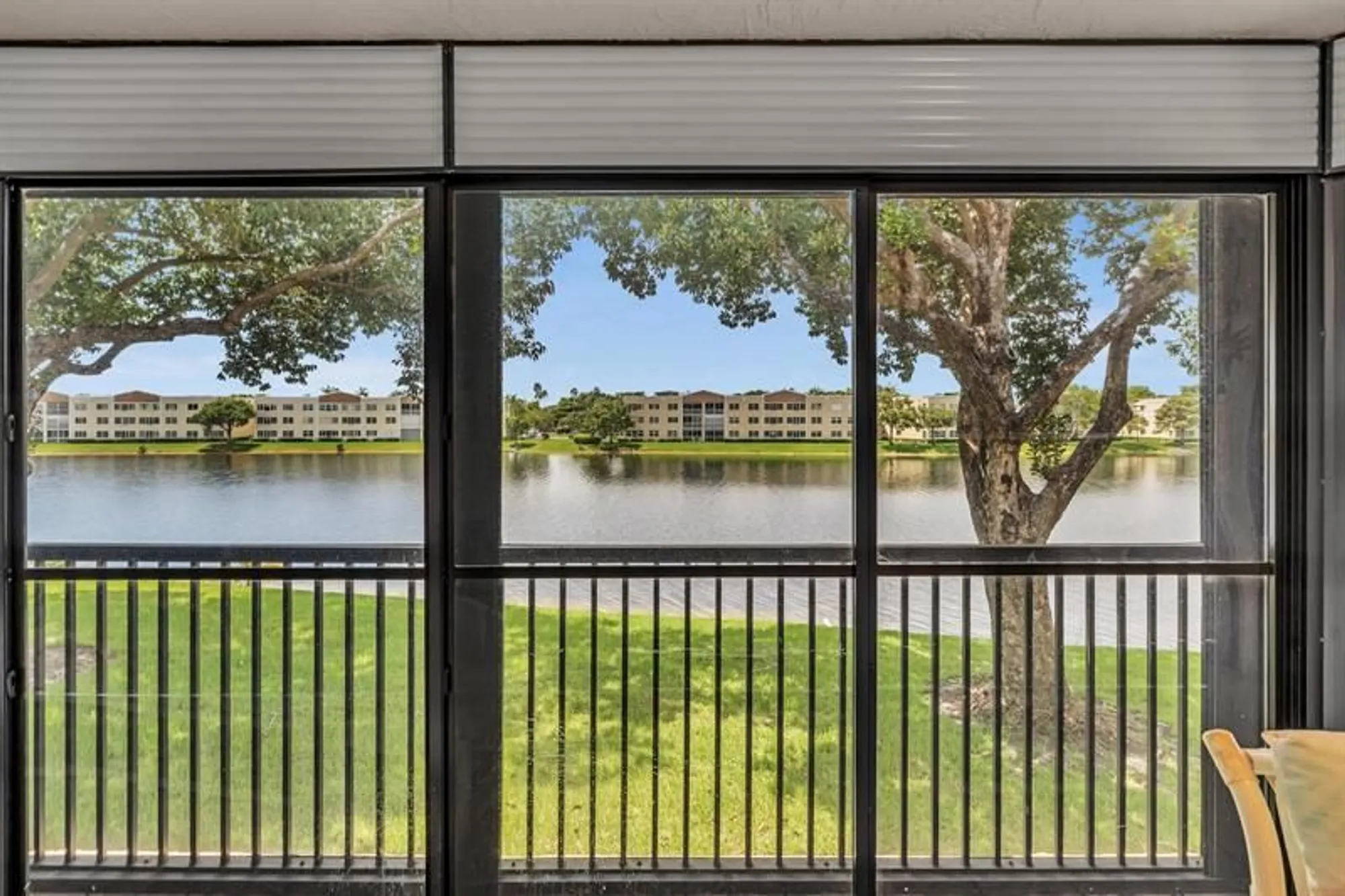 Property Slideshow image 40 of 83 | 7449 fairfax dr 211, Tamarac, FL, 33321