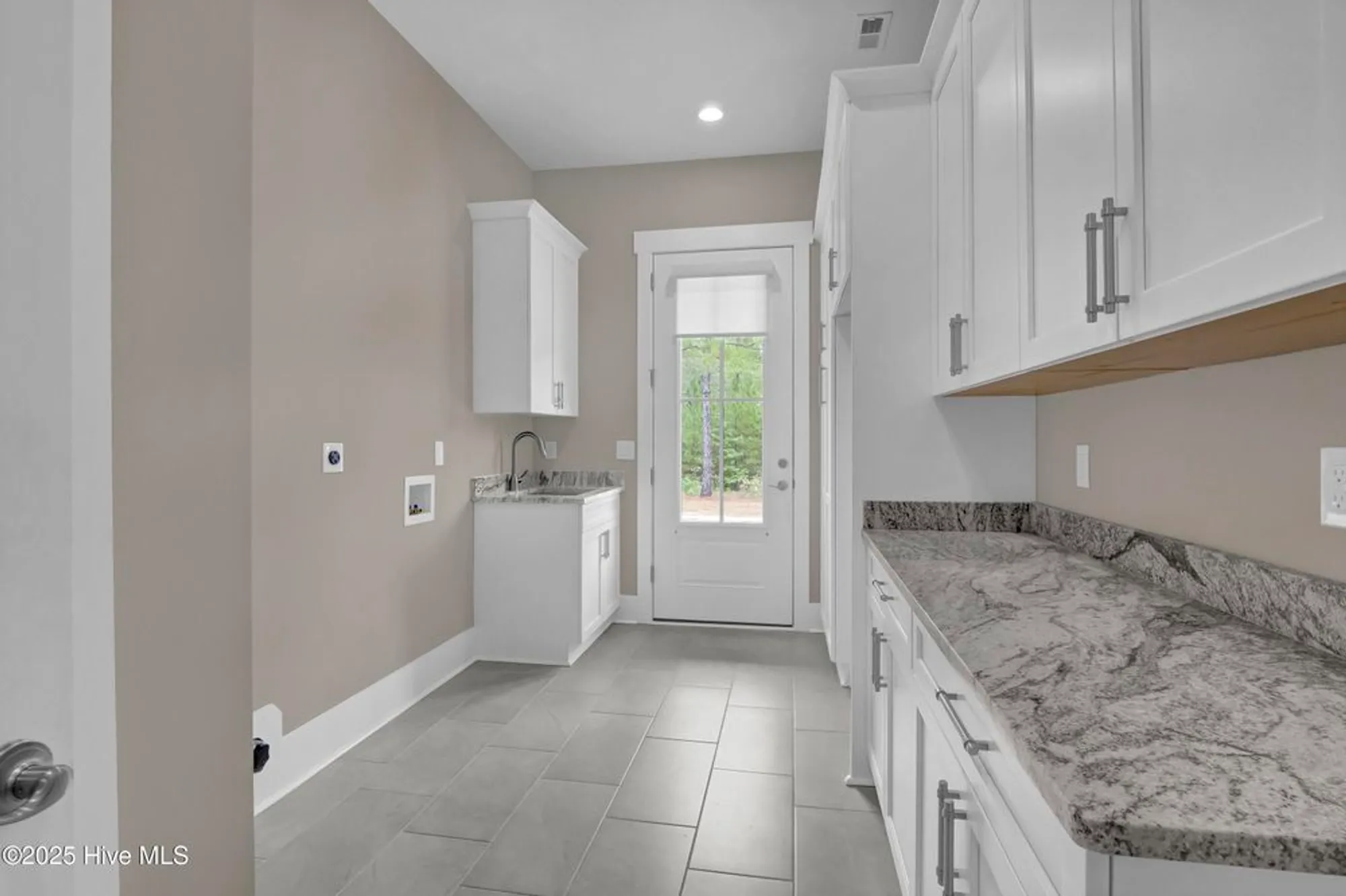 Property Slideshow image 23 of 77 | 9362 fallen pear ln, Leland, NC, 28451