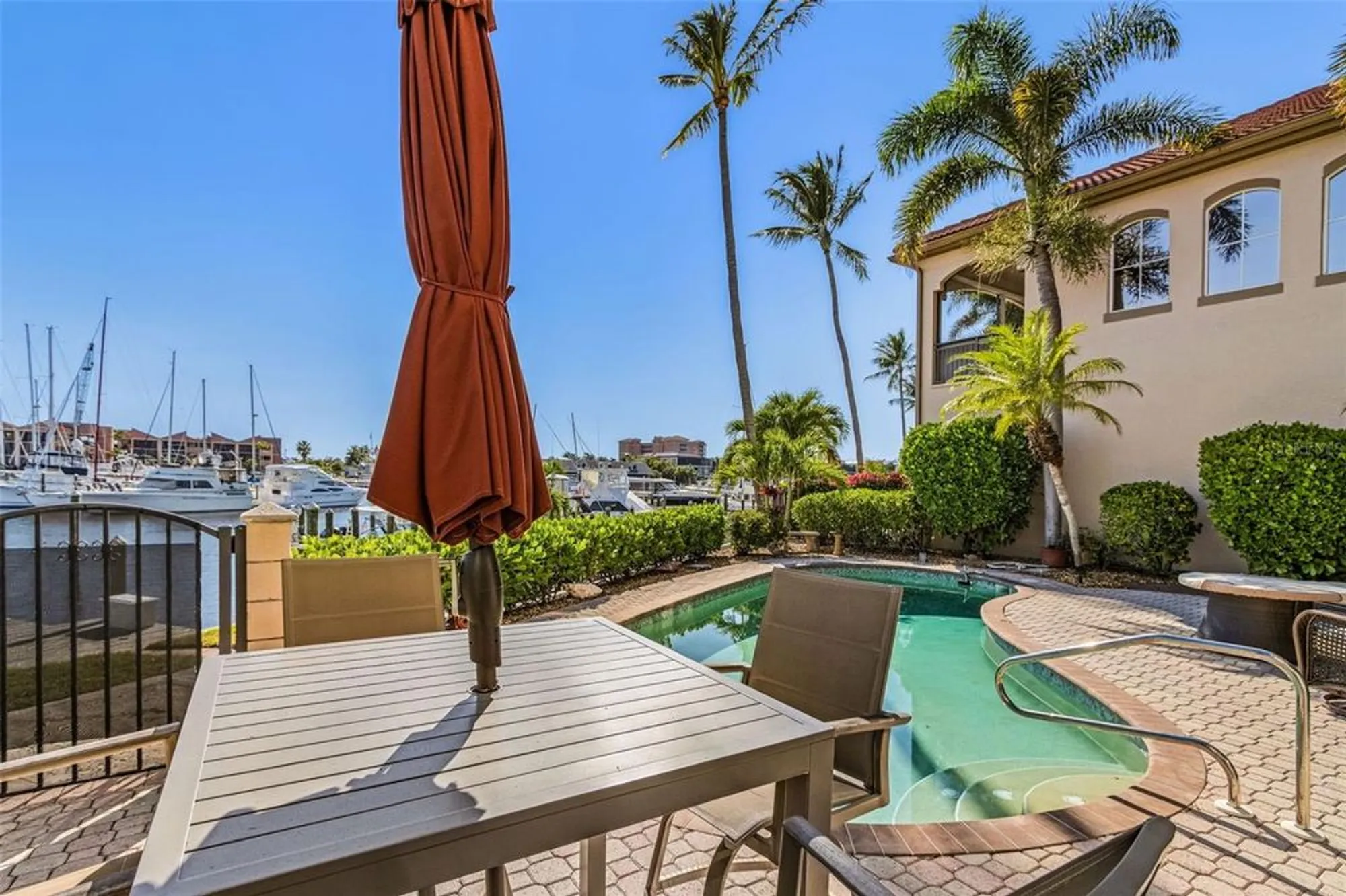 Property Slideshow image 19 of 58 | 3229 sunset key cir, Punta Gorda, FL, 33955