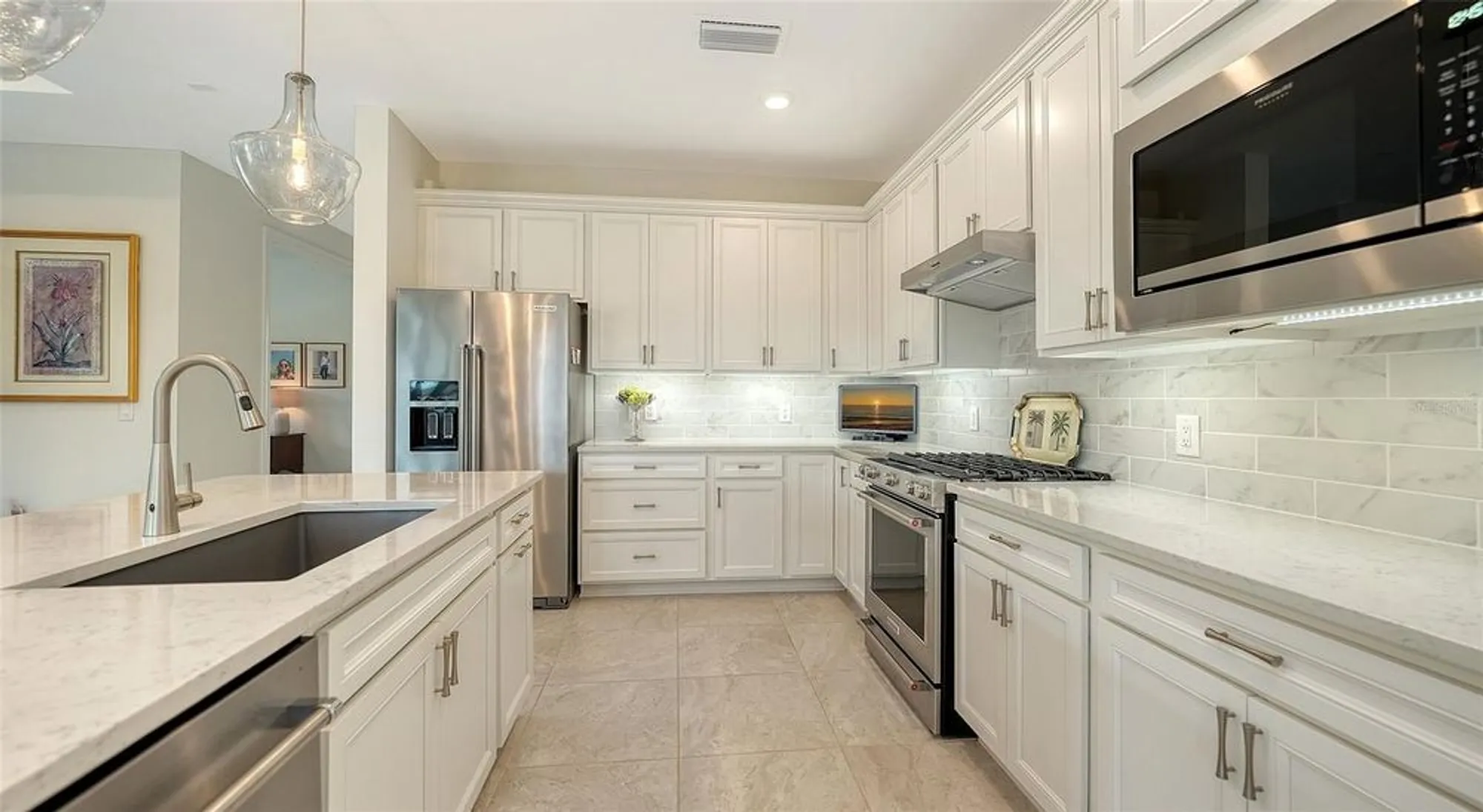 Property Slideshow image 17 of 66 | 17715 littleton pl, Bradenton, FL, 34202