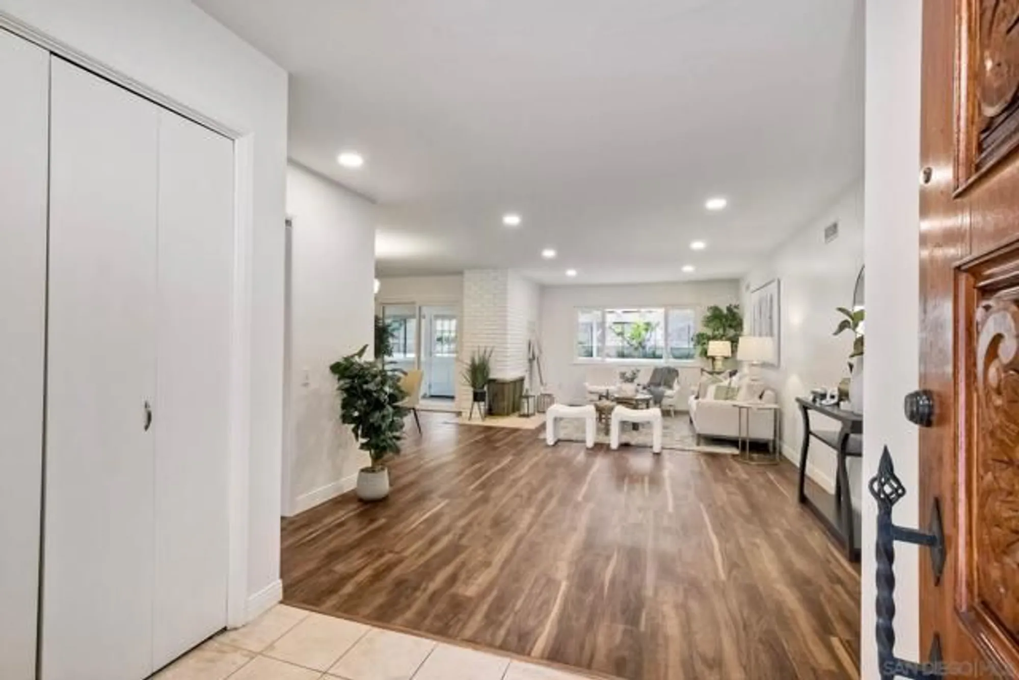 Property Slideshow image 3 of 42 | 12085 calle de maria, San Diego, CA, 92128