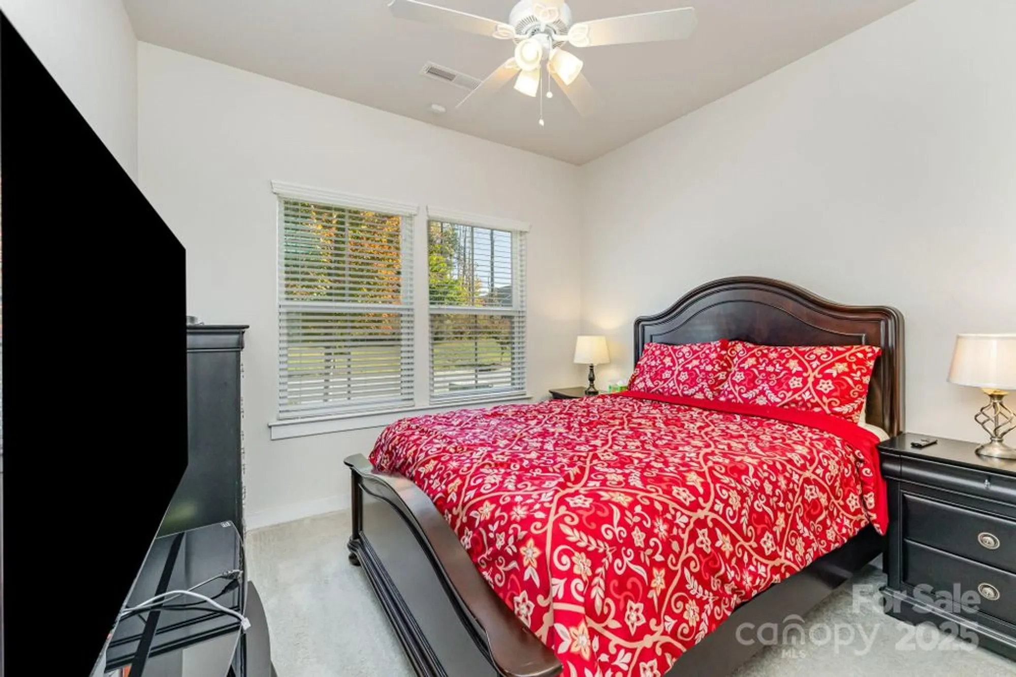 Property Slideshow image 16 of 24 | 10356 black locust ln, Charlotte, NC, 28215
