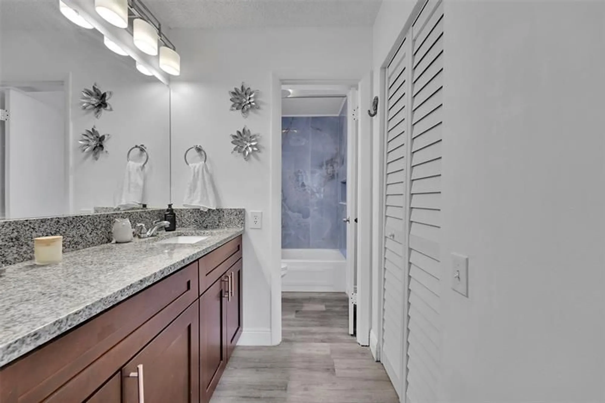 Property Slideshow image 24 of 55 | 9090 lime bay blvd apt 112, Tamarac, FL, 33321