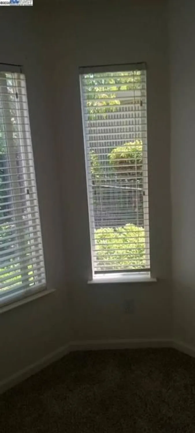 Property Slideshow image 17 of 26 | 308 willow brook way, Rio Vista, CA, 94571