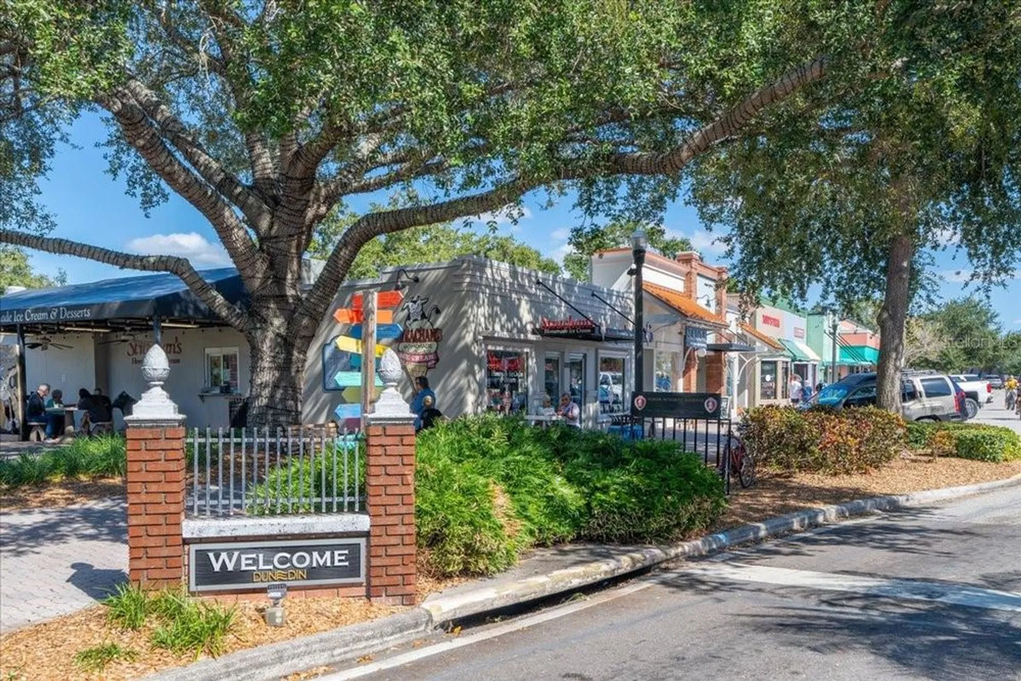 Property Slideshow image 34 of 37 | 821 patricia ave 202, Dunedin, FL, 34698