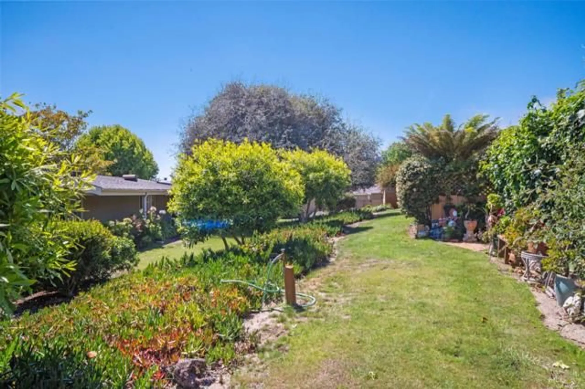 Property Slideshow image 21 of 27 | 114 hacienda carmel, Carmel, CA, 93923